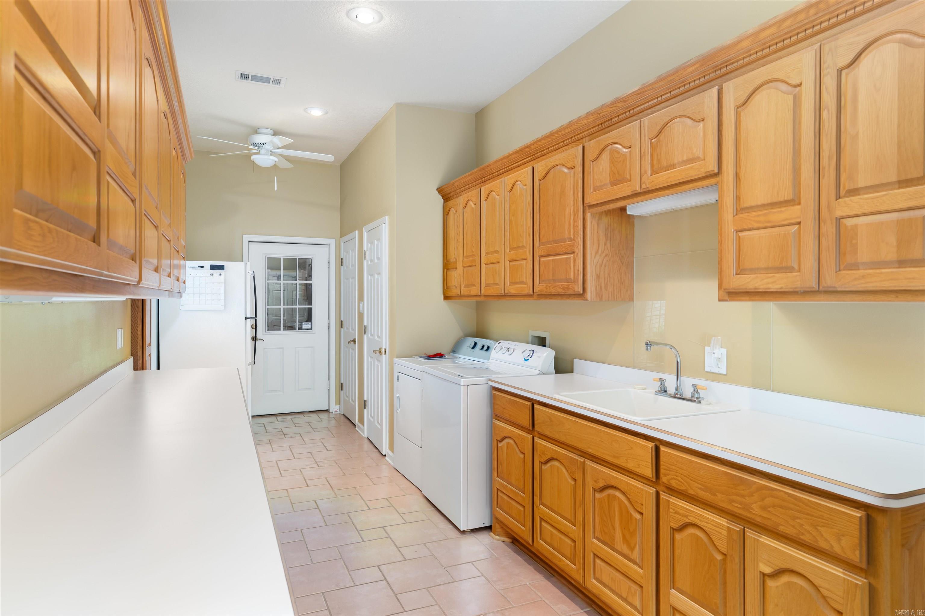 8 Guindola Circle Property Photo 18
