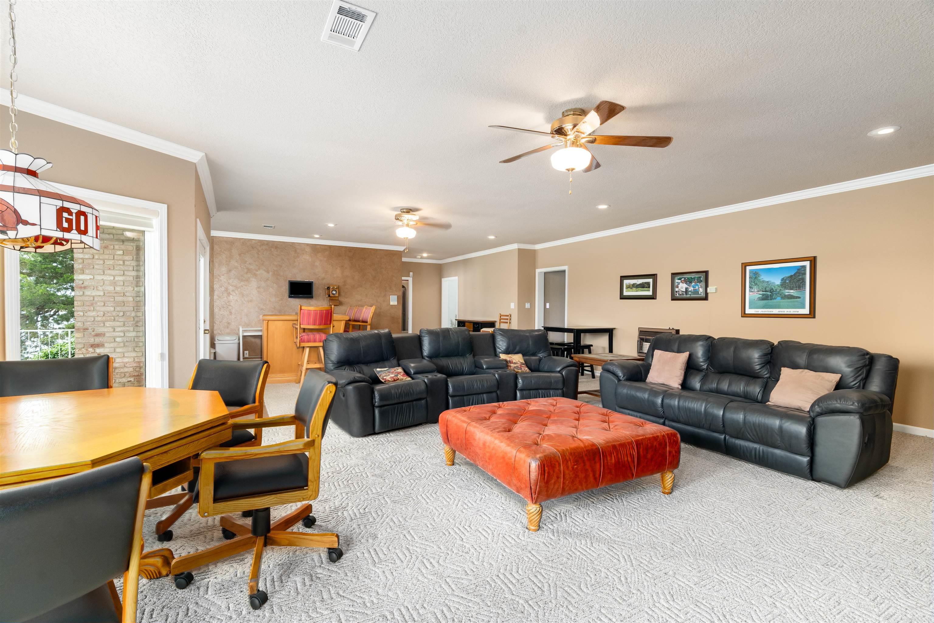 8 Guindola Circle Property Photo 32