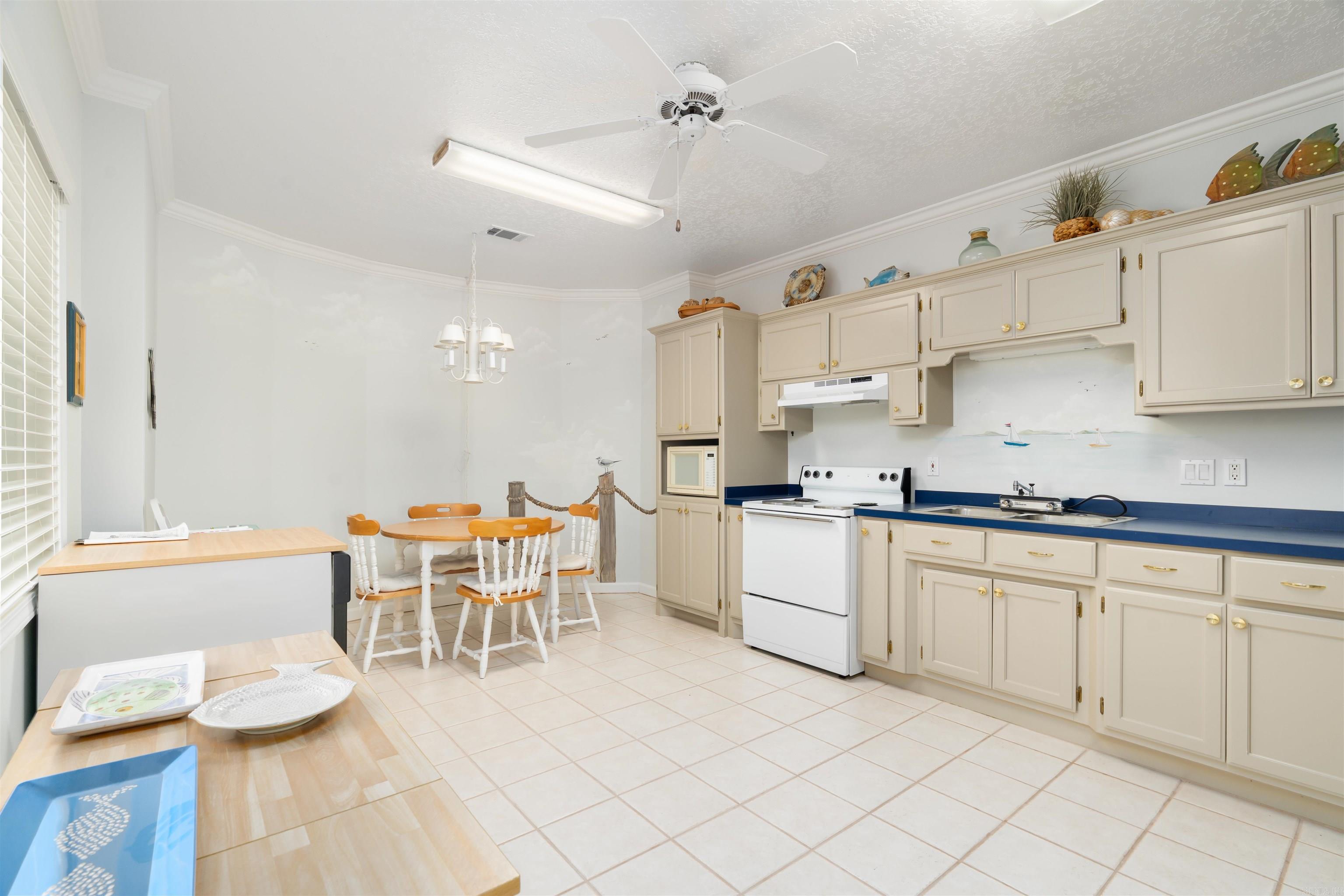 8 Guindola Circle Property Photo 42