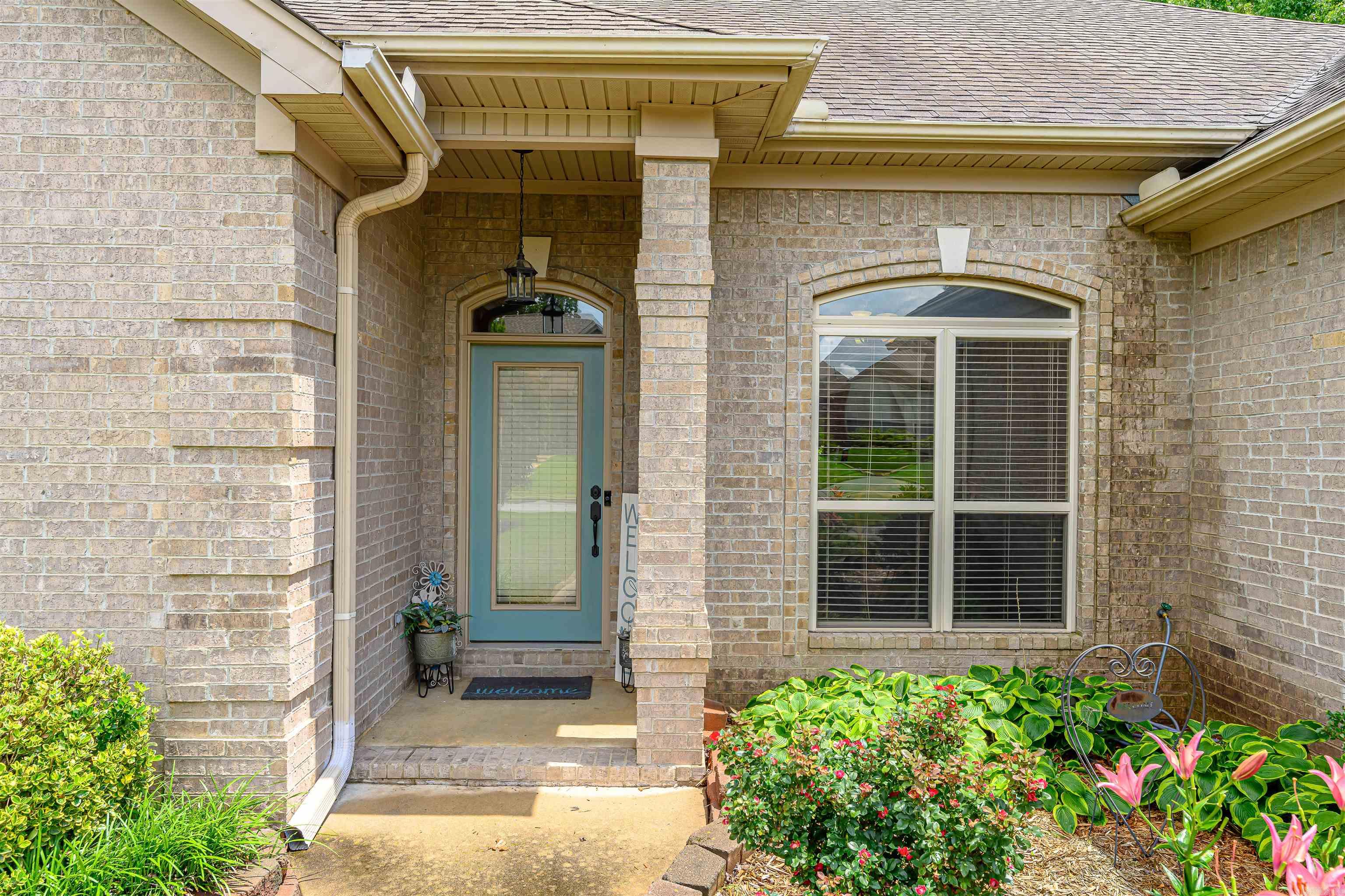 7051 E Ridge Drive Property Photo 3