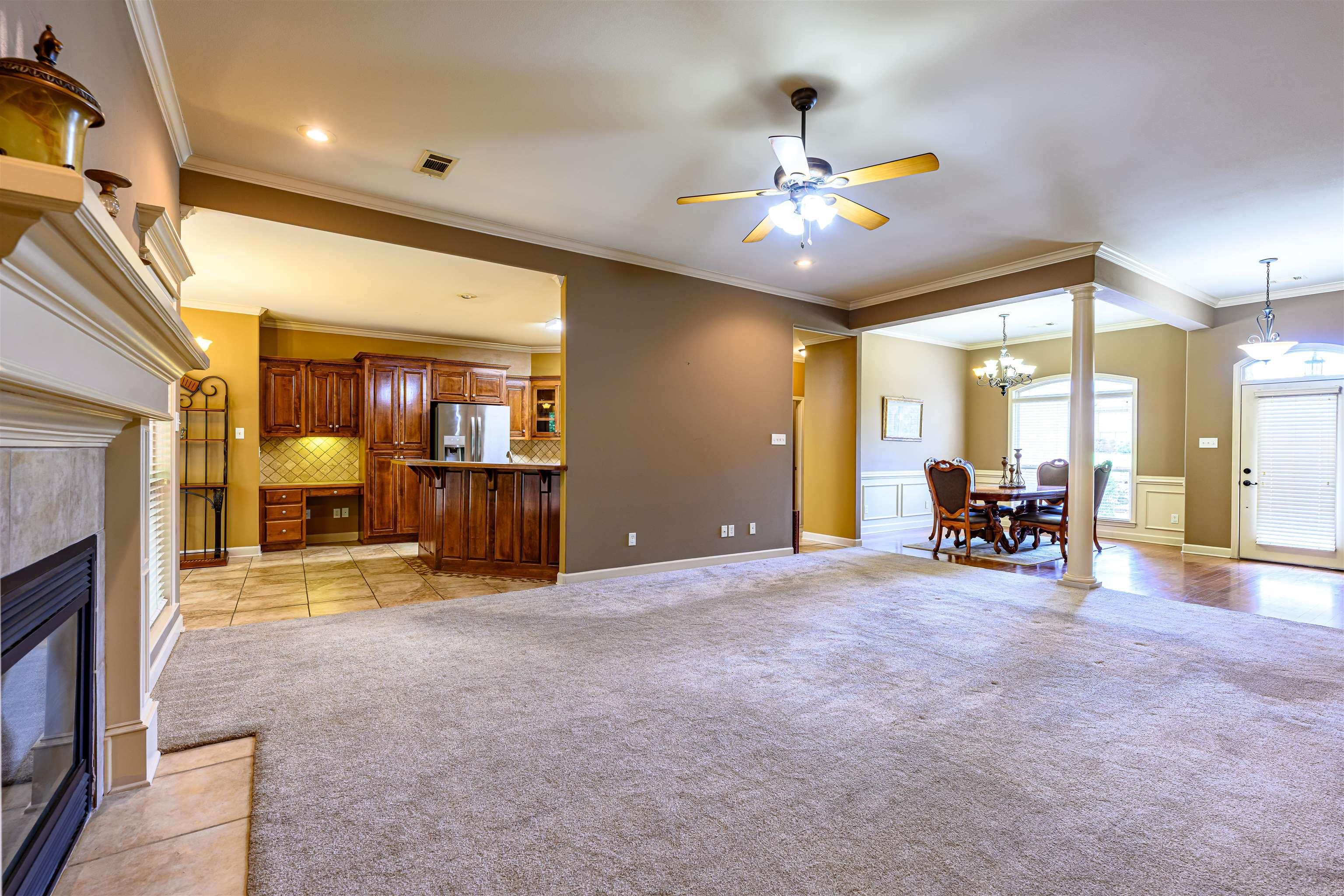 7051 E Ridge Drive Property Photo 7