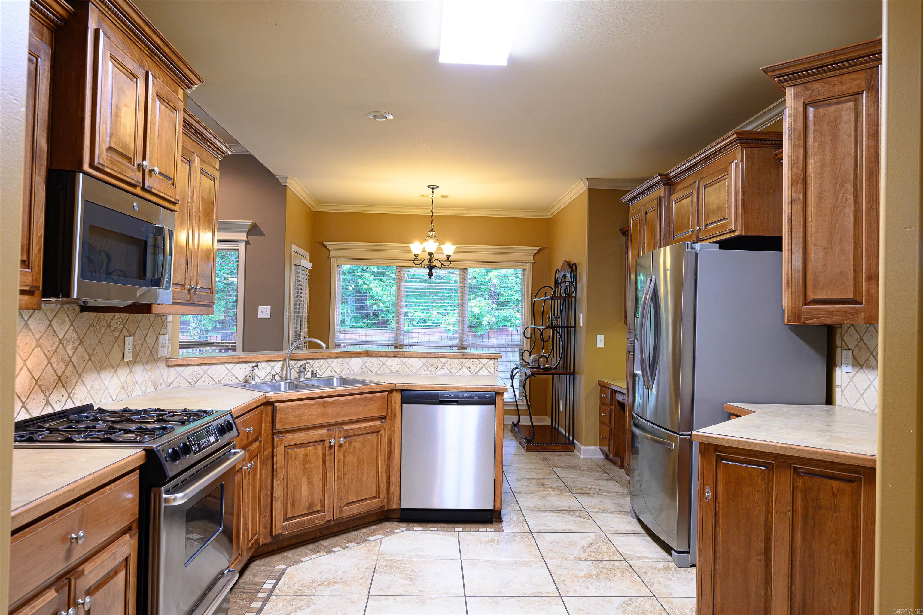 7051 E Ridge Drive Property Photo 9