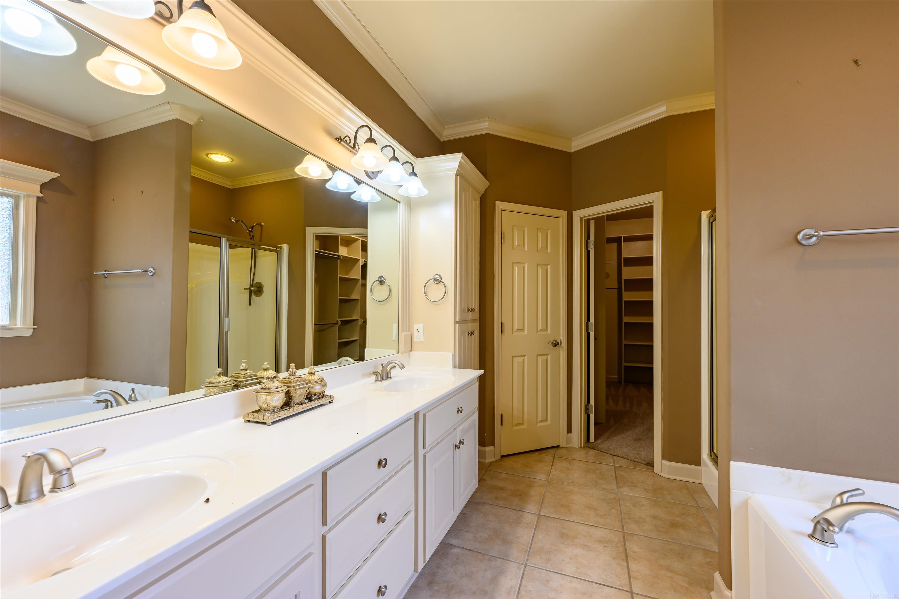 7051 E Ridge Drive Property Photo 15