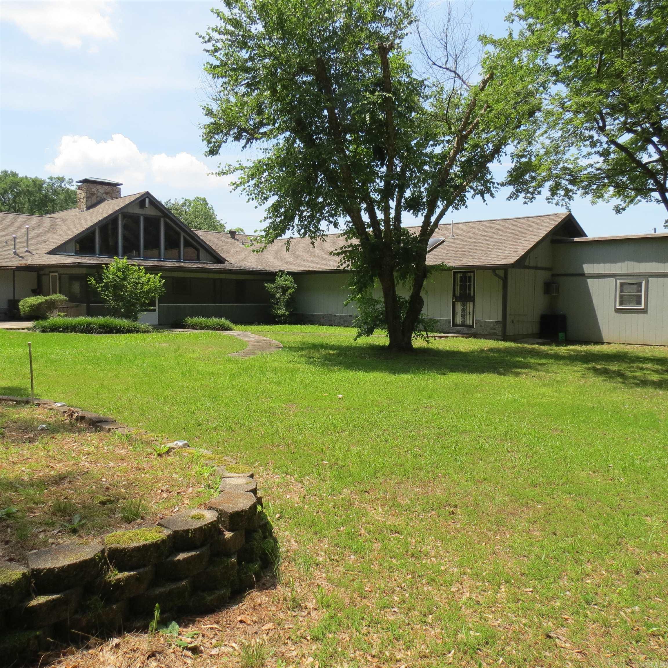 4025 Chapel Lane Property Photo 8