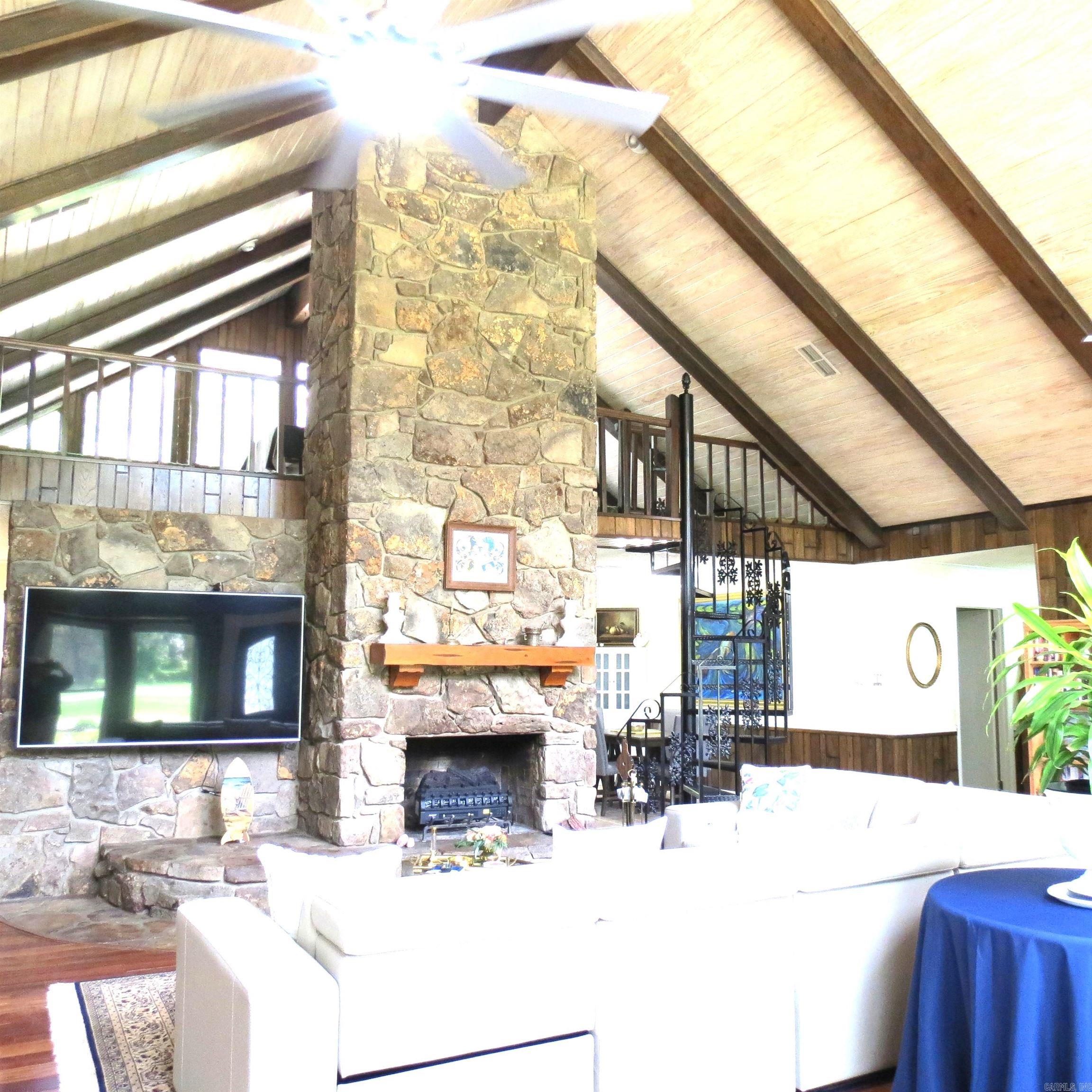 4025 Chapel Lane Property Photo 10