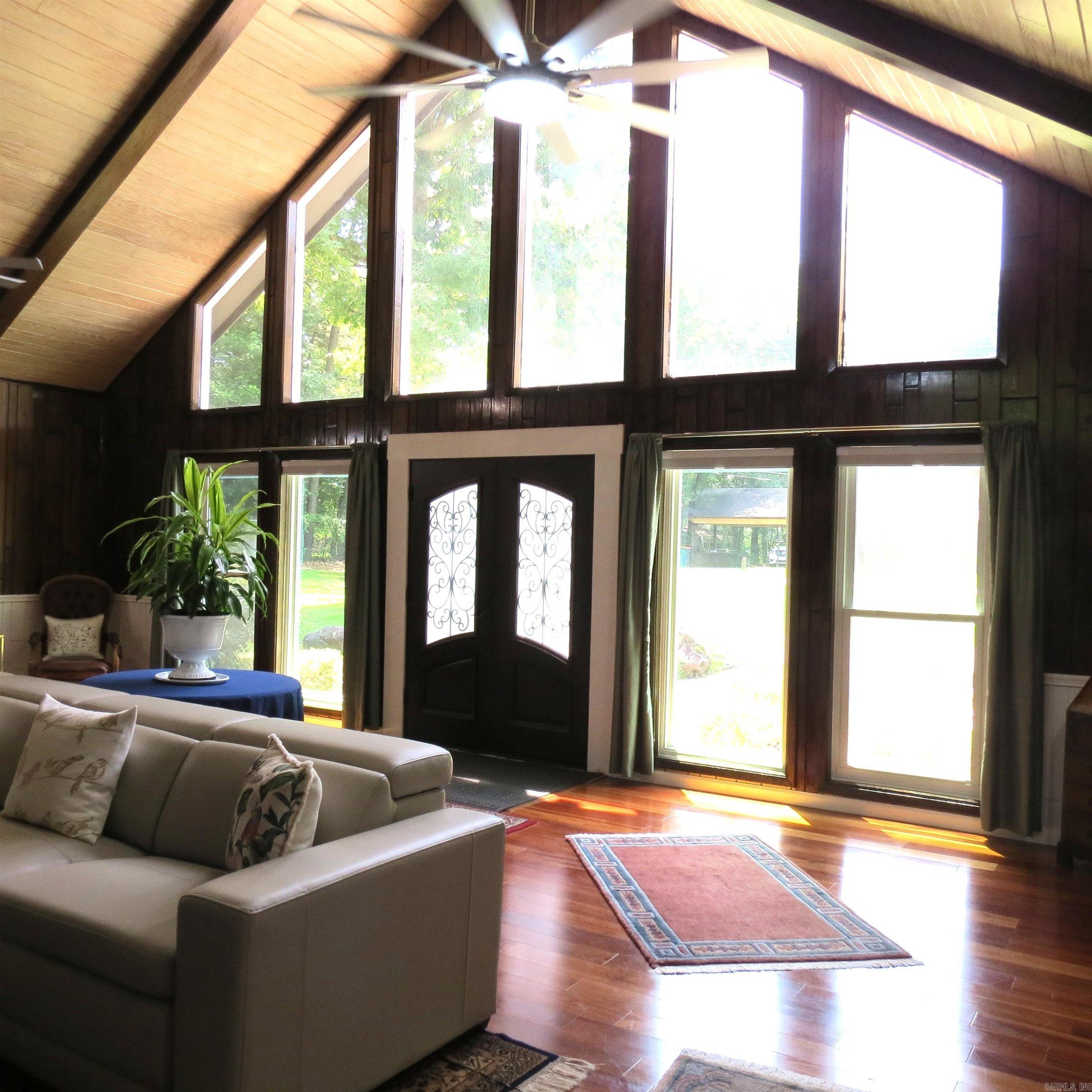 4025 Chapel Lane Property Photo 11