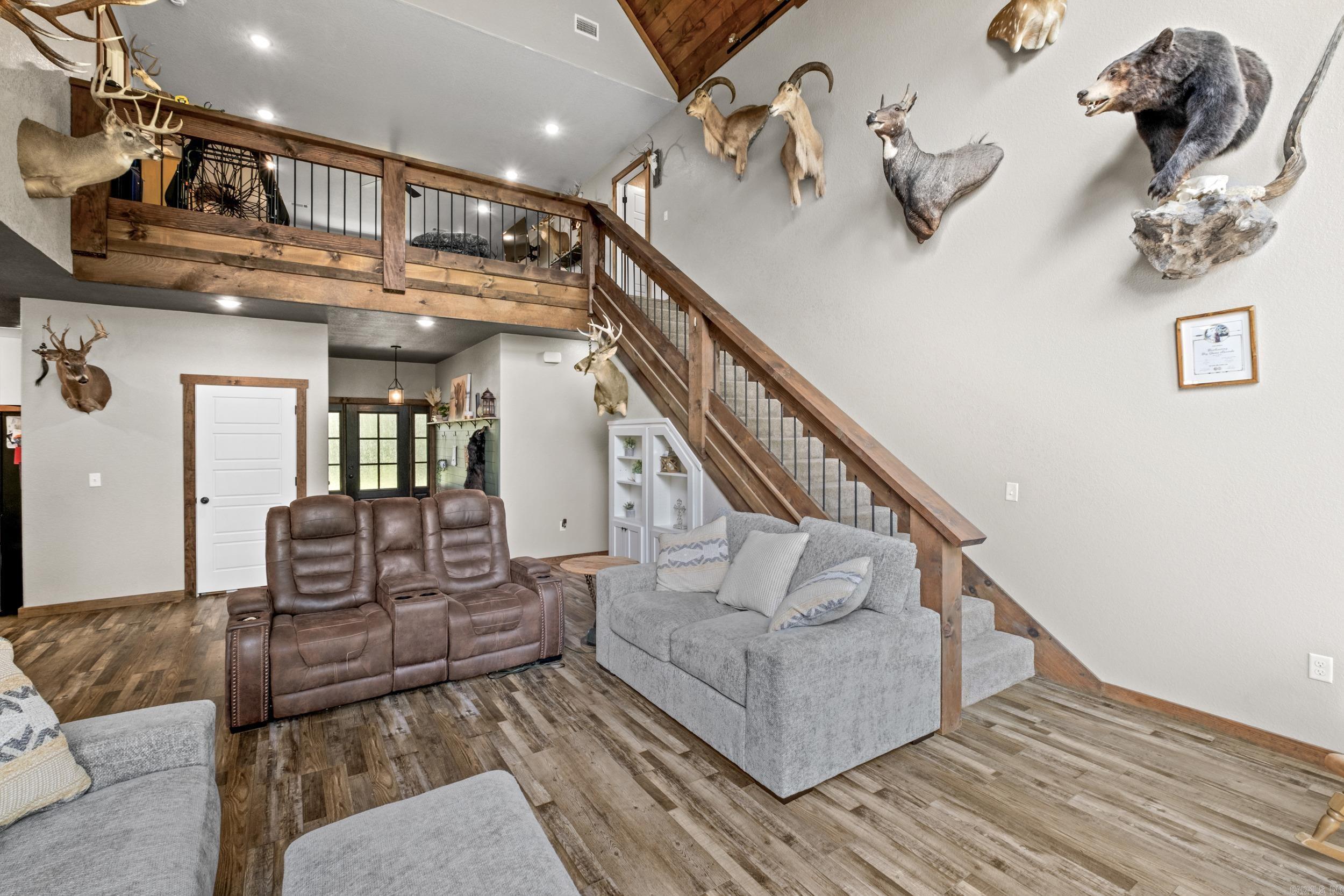 203 Fox Meadow Road Property Photo 6
