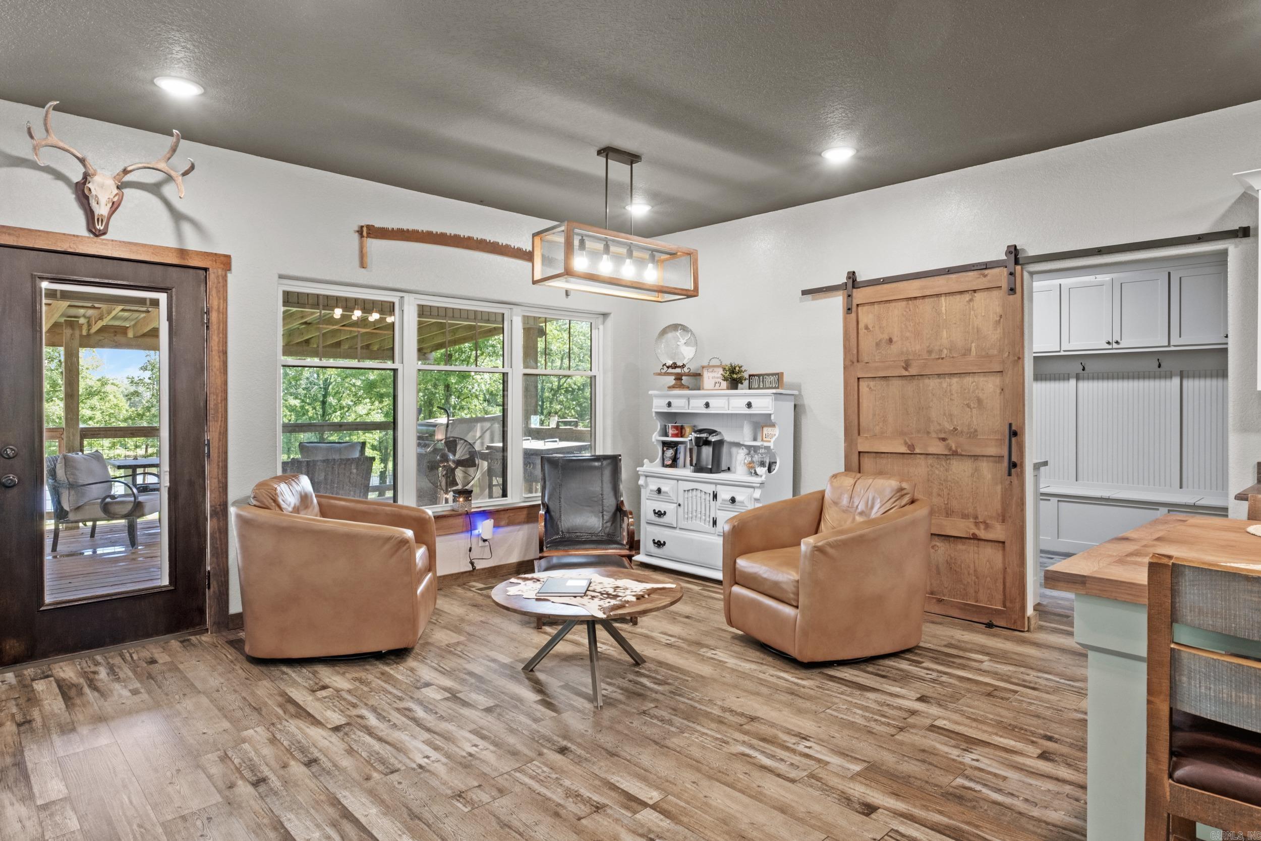 203 Fox Meadow Road Property Photo 10