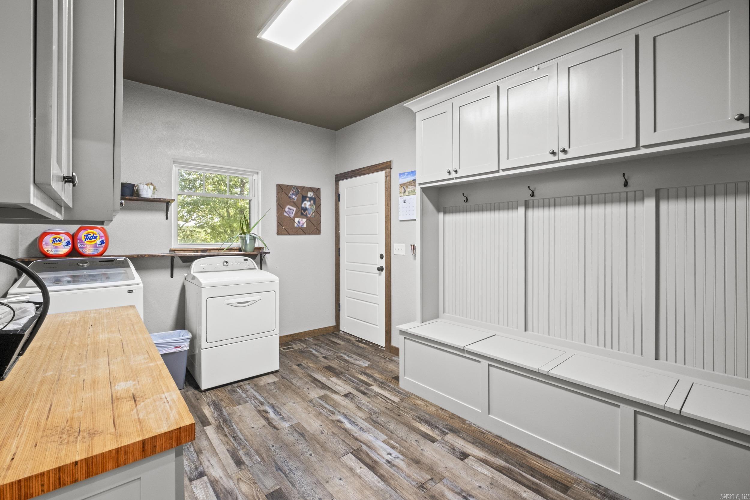 203 Fox Meadow Road Property Photo 16
