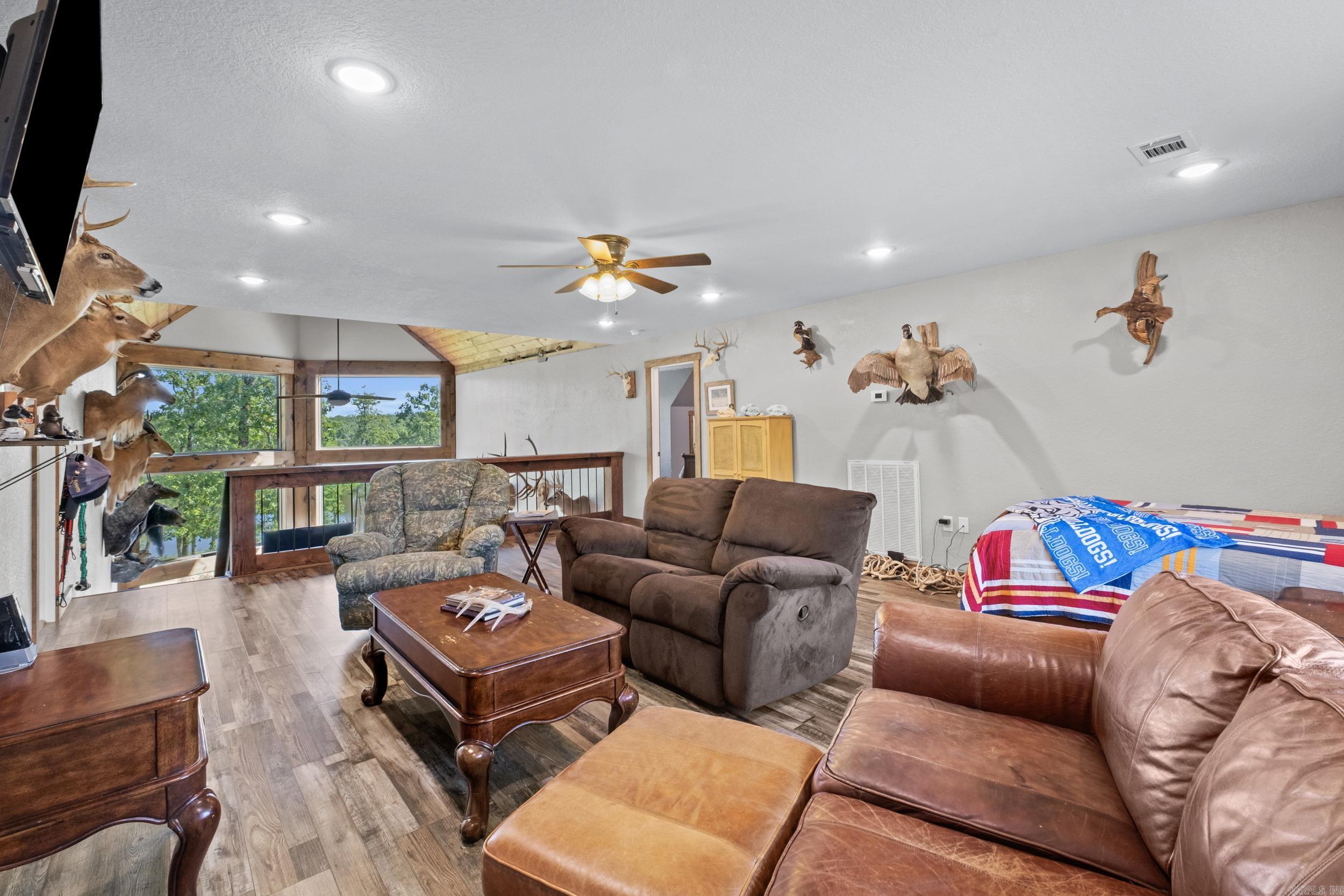 203 Fox Meadow Road Property Photo 26