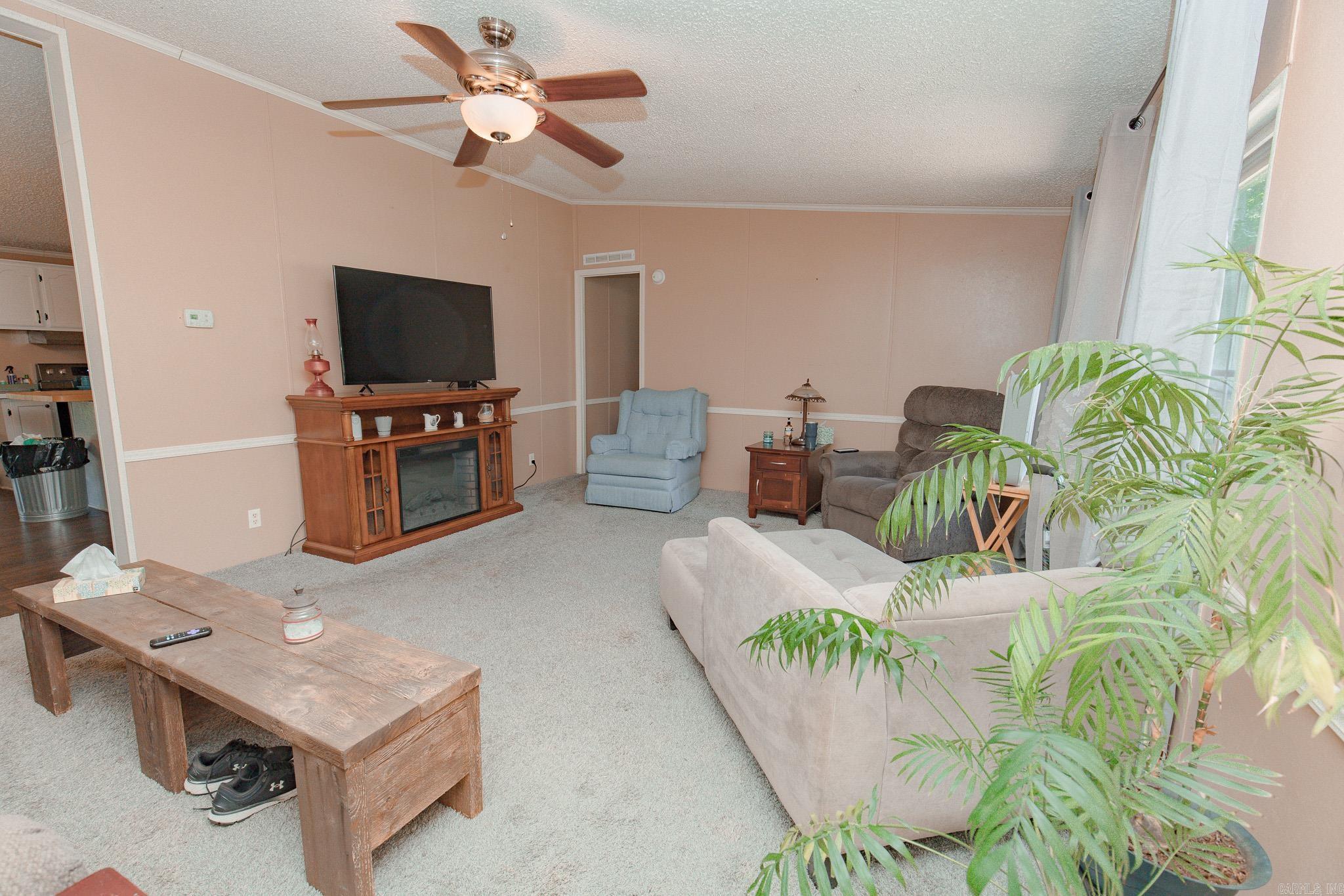 5417 Honeysuckle Road Property Photo 9