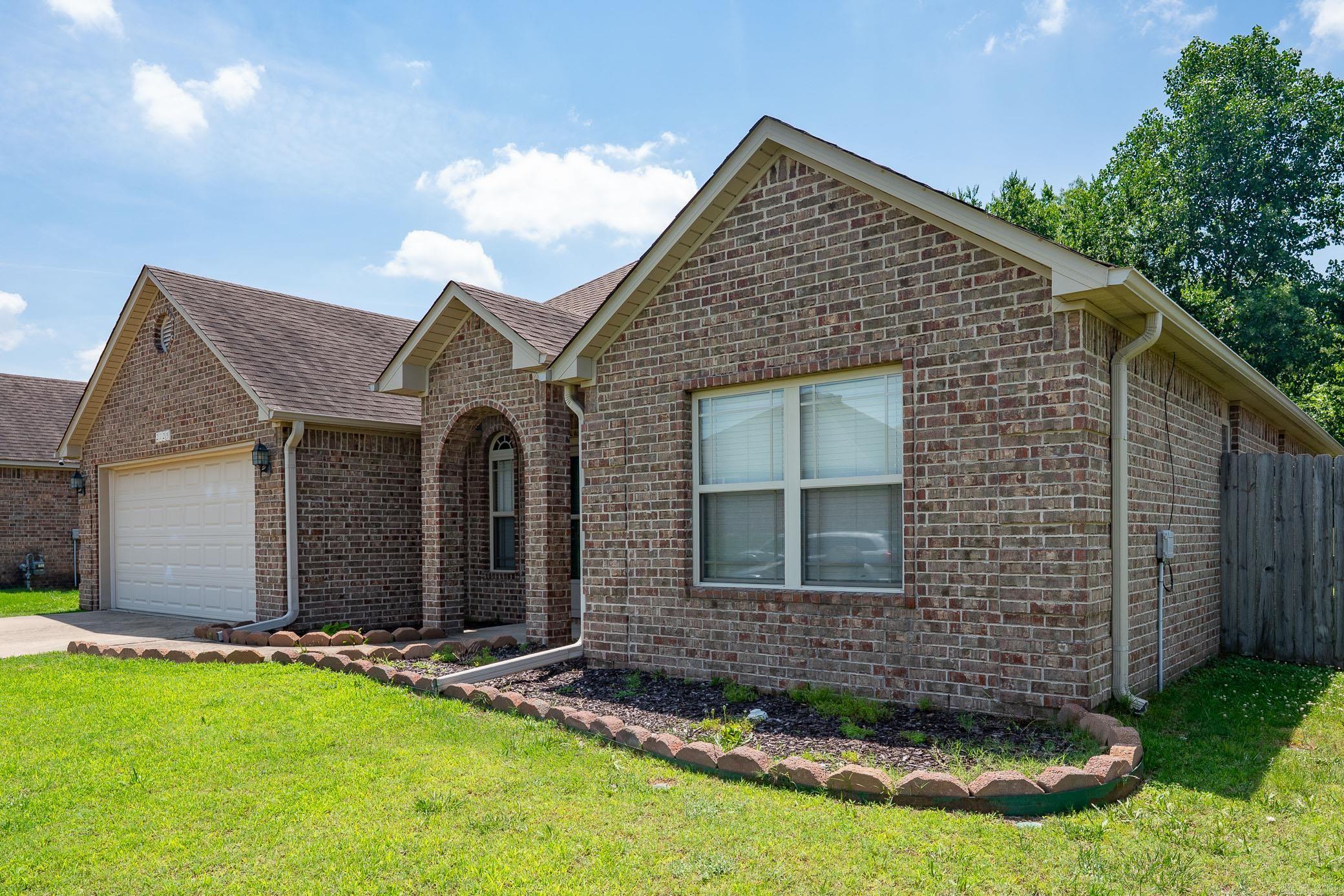 2925 Gladstone Drive Property Photo 33