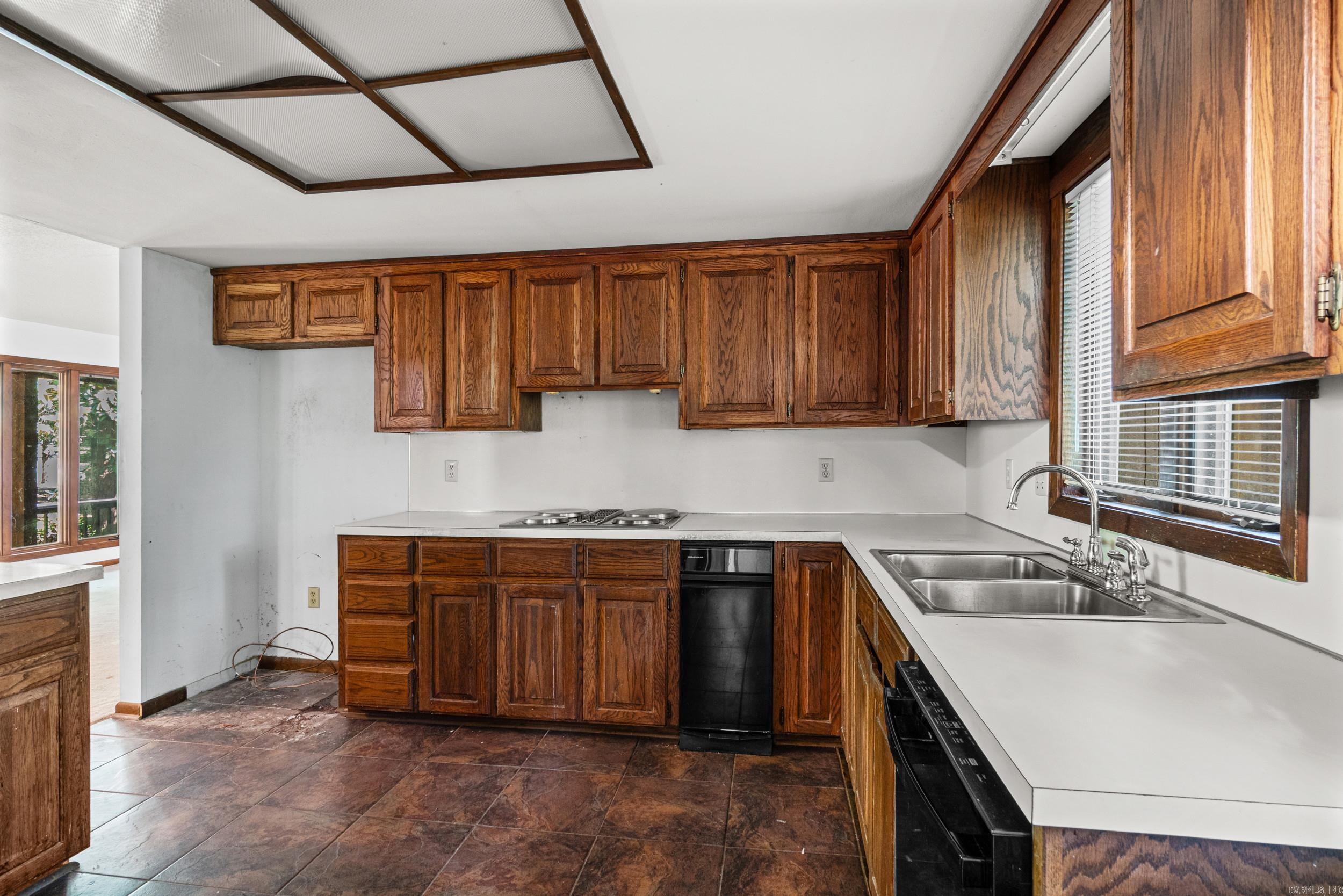 2 Baywood Drive Property Photo 8