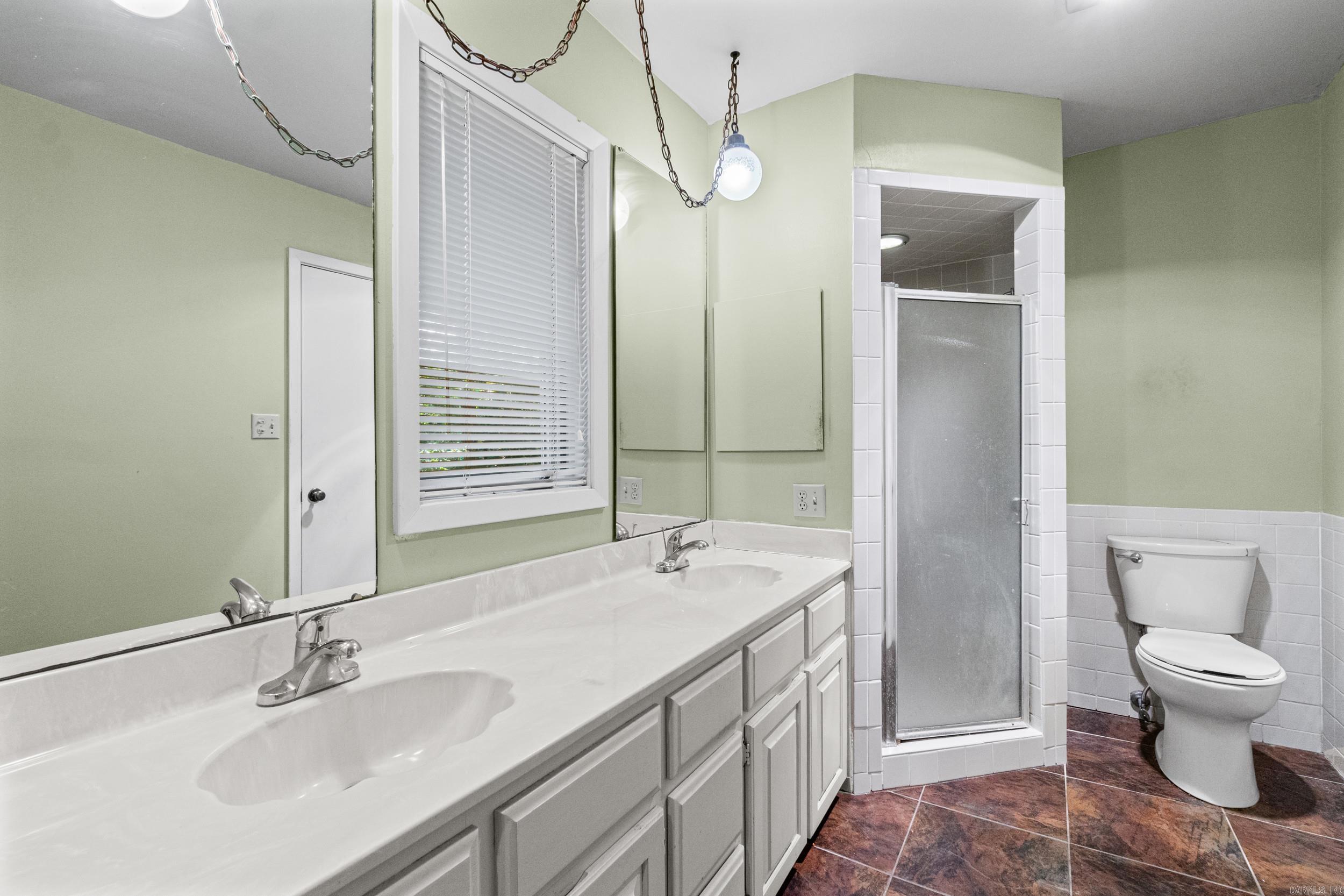 2 Baywood Drive Property Photo 12