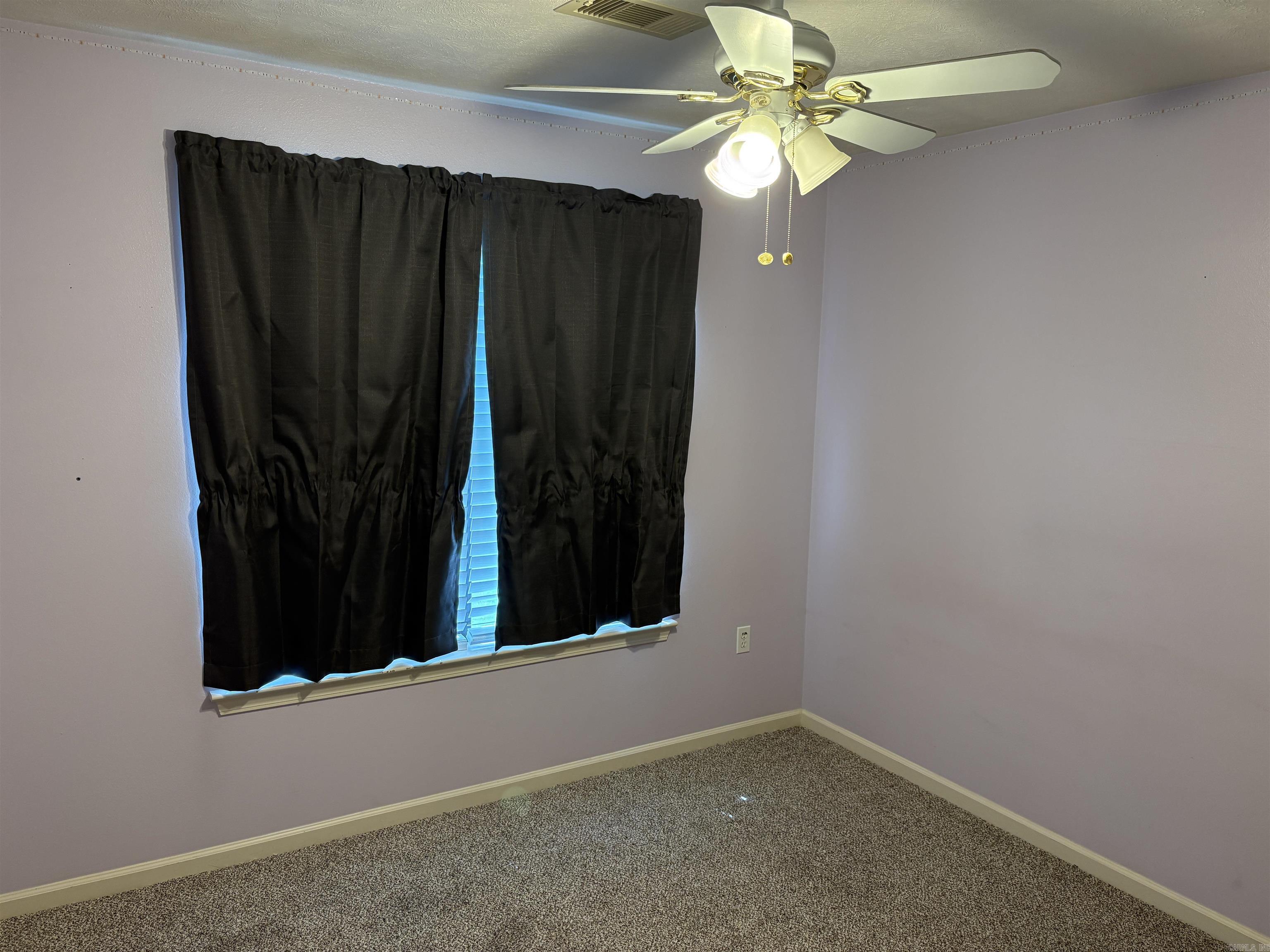 298 Niagra Falls Property Photo 12