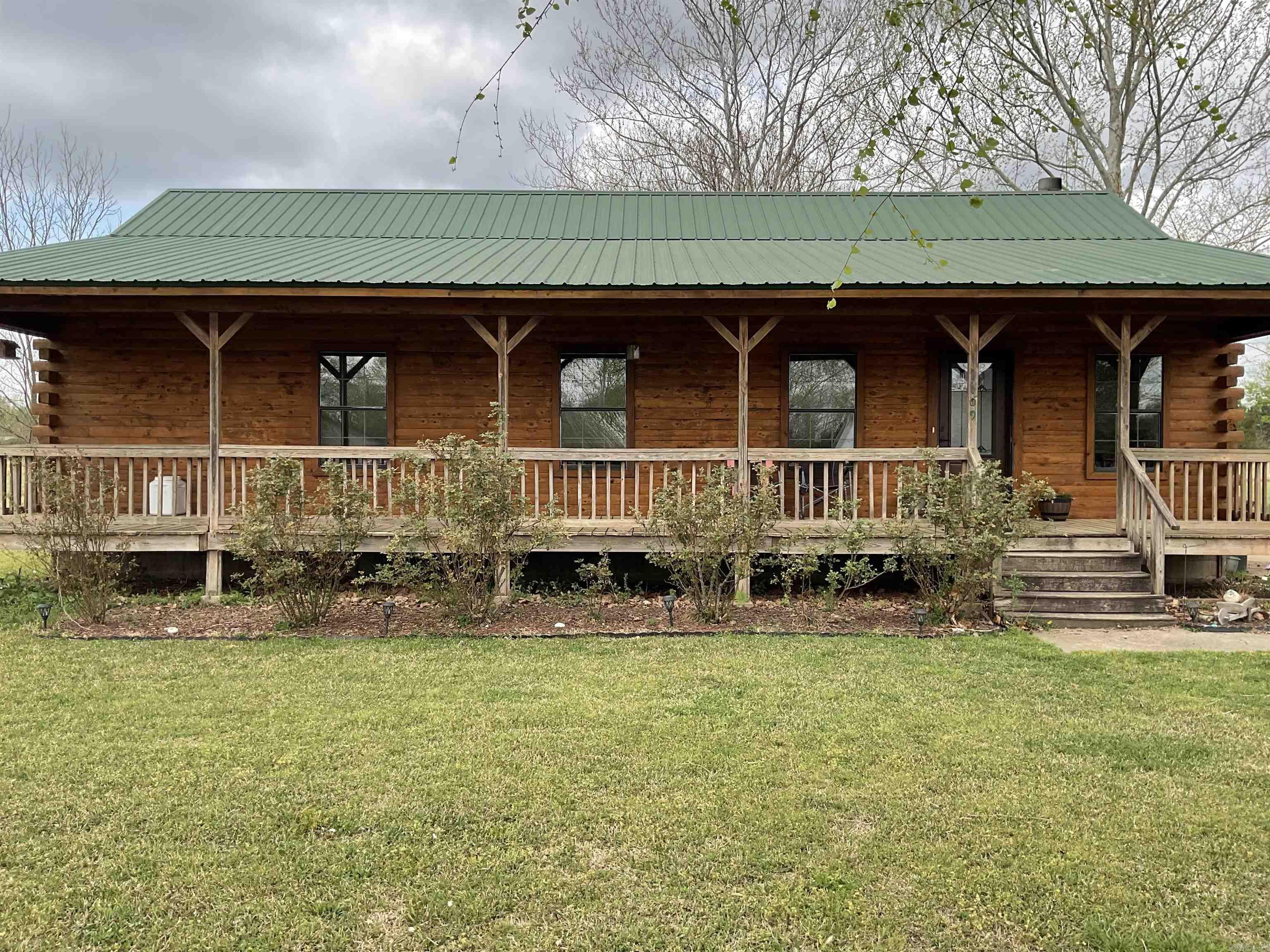 109 Cedar Valley Dr Property Photo 3