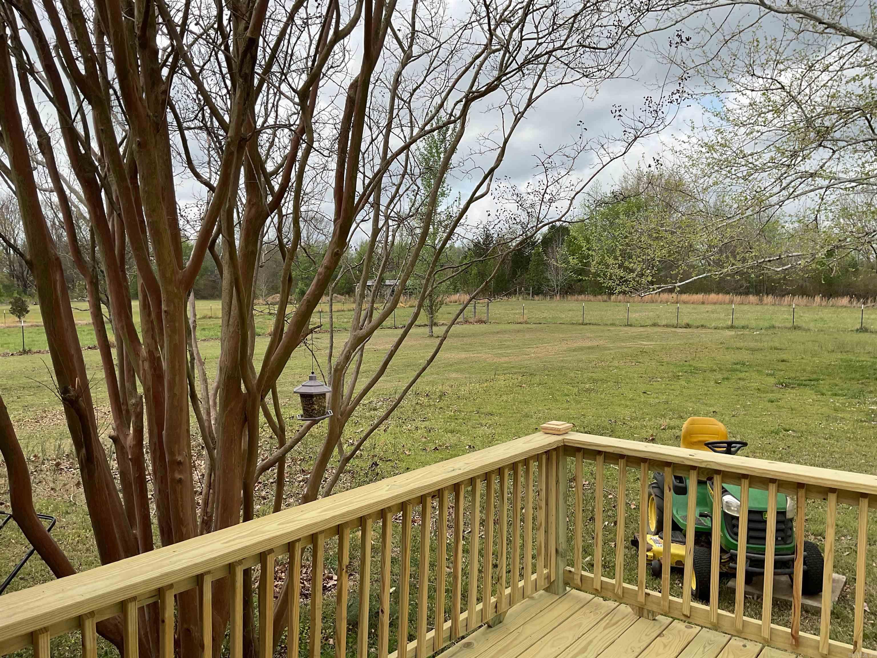 109 Cedar Valley Dr Property Photo 4