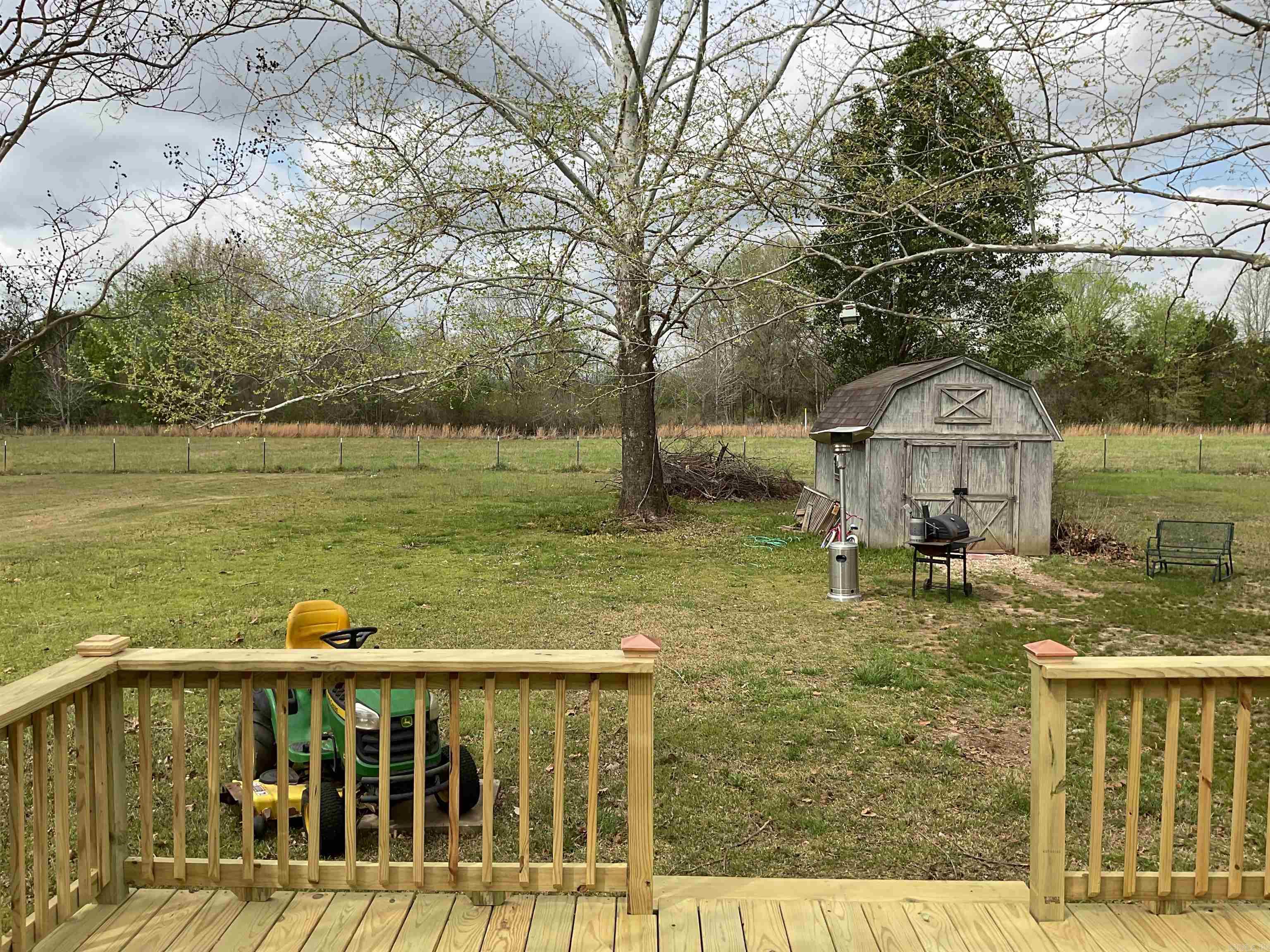 109 Cedar Valley Dr Property Photo 6