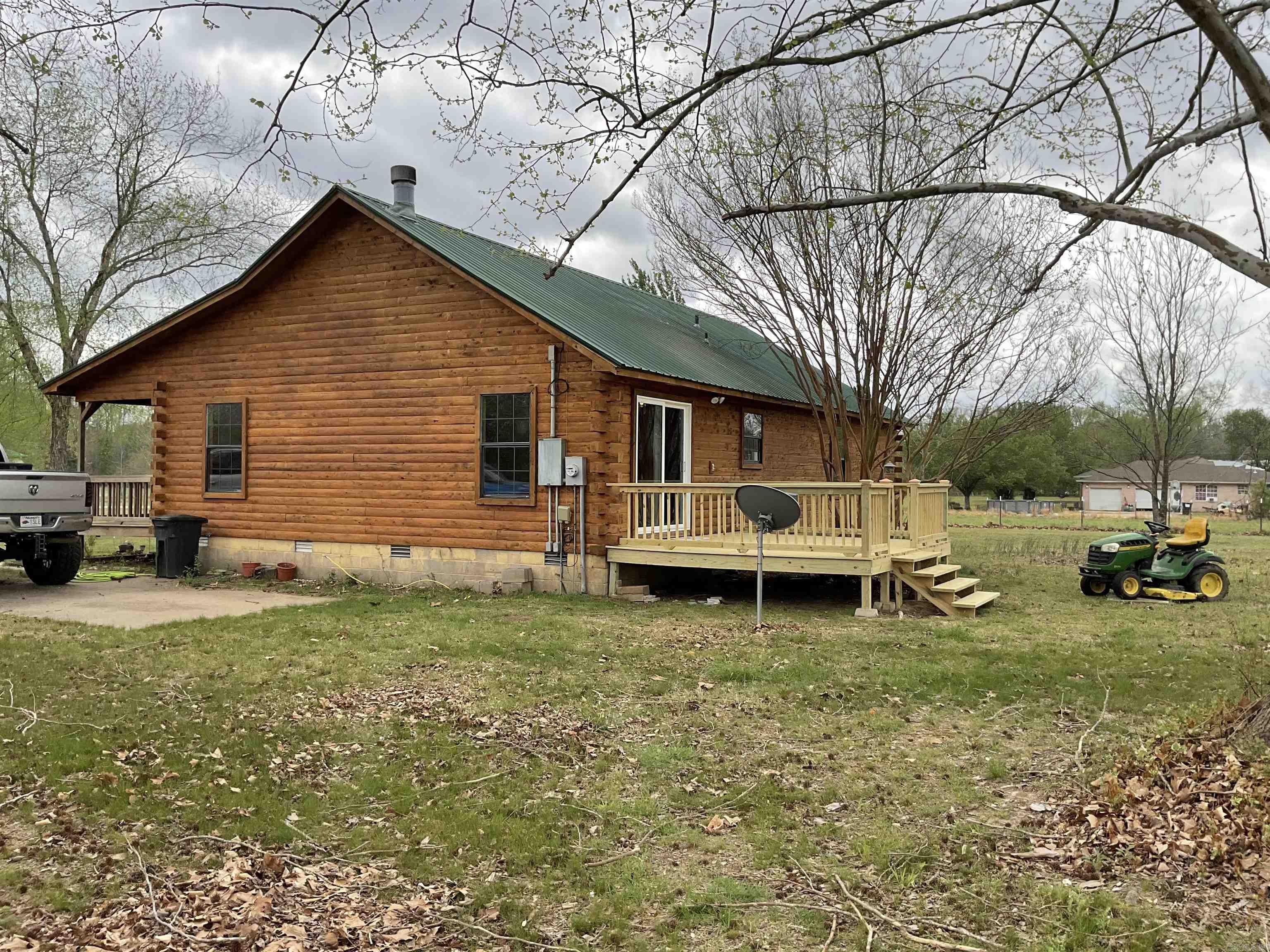 109 Cedar Valley Dr Property Photo 7