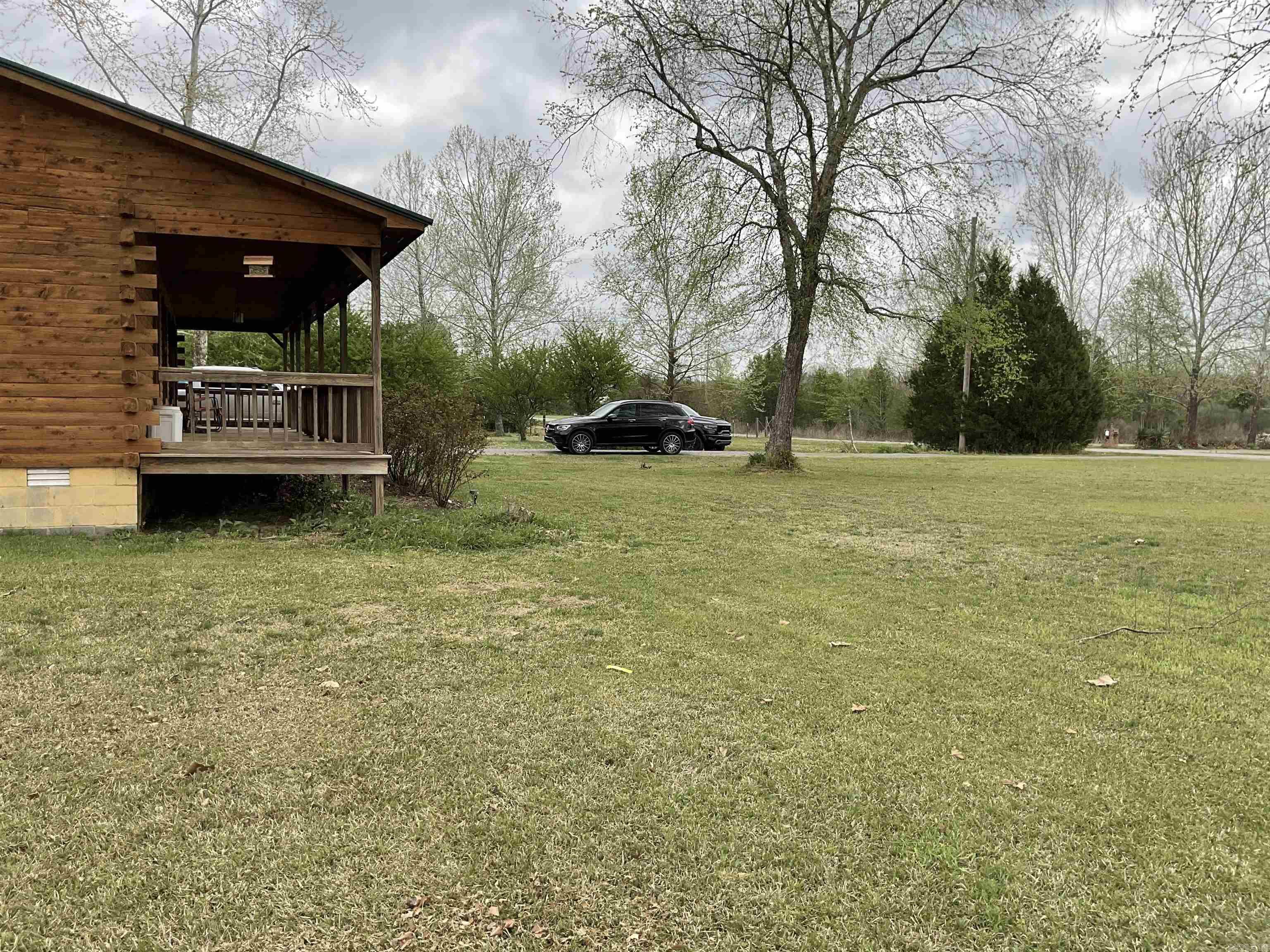 109 Cedar Valley Dr Property Photo 16