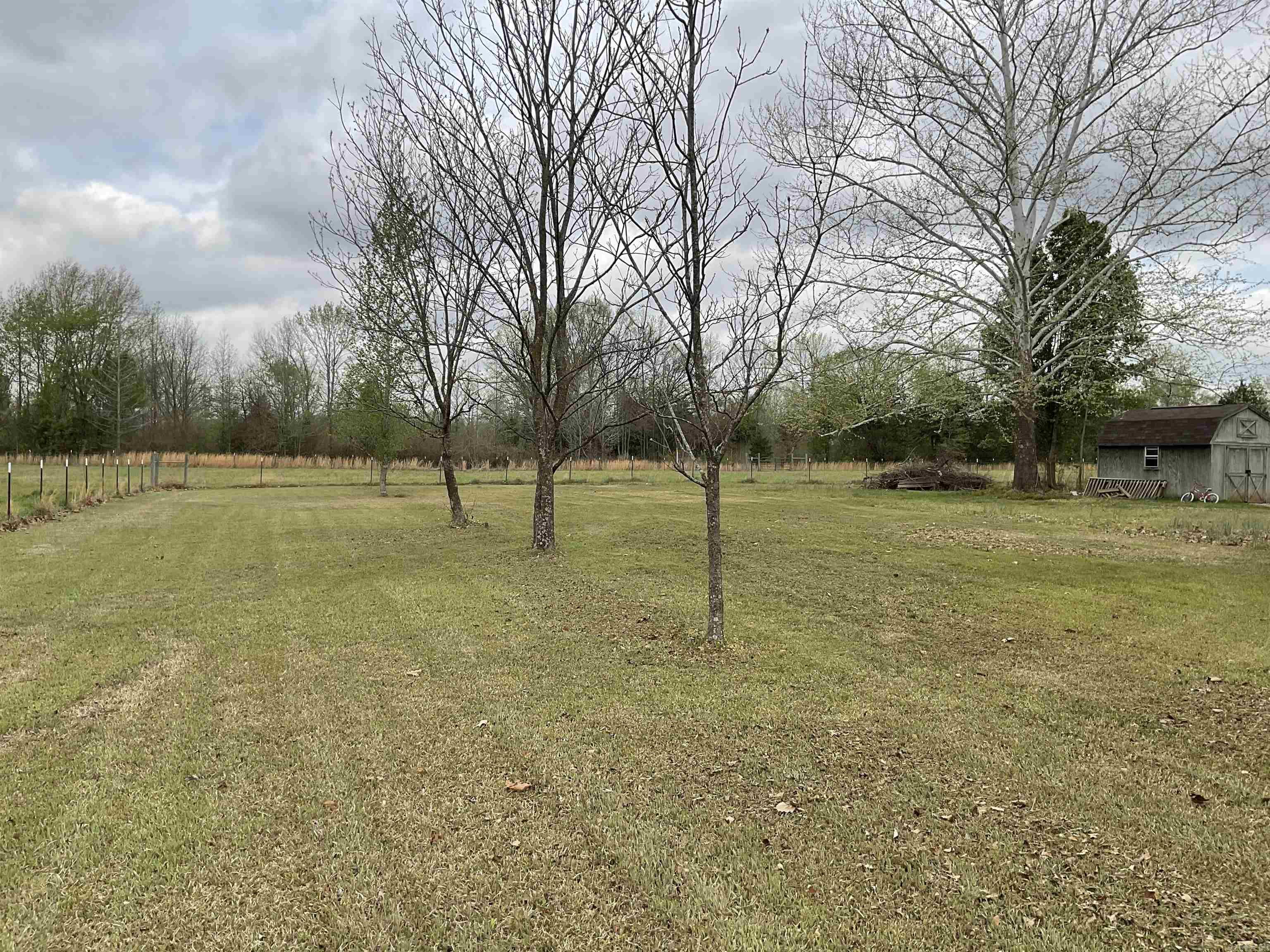 109 Cedar Valley Dr Property Photo 17