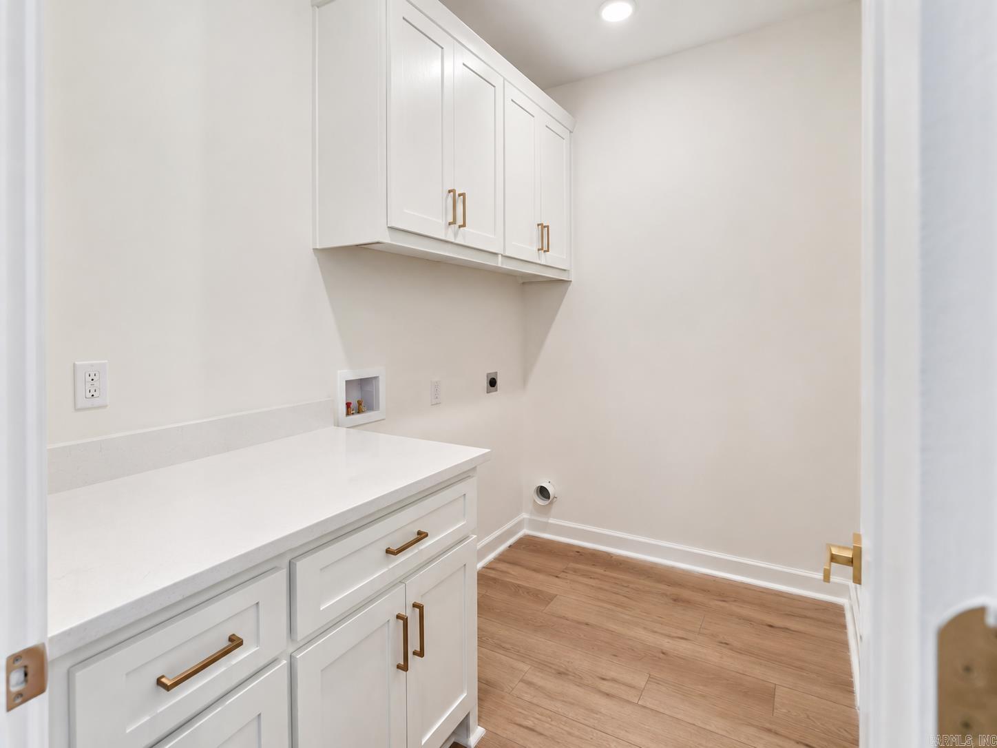 5032 Hackatton Property Photo 10
