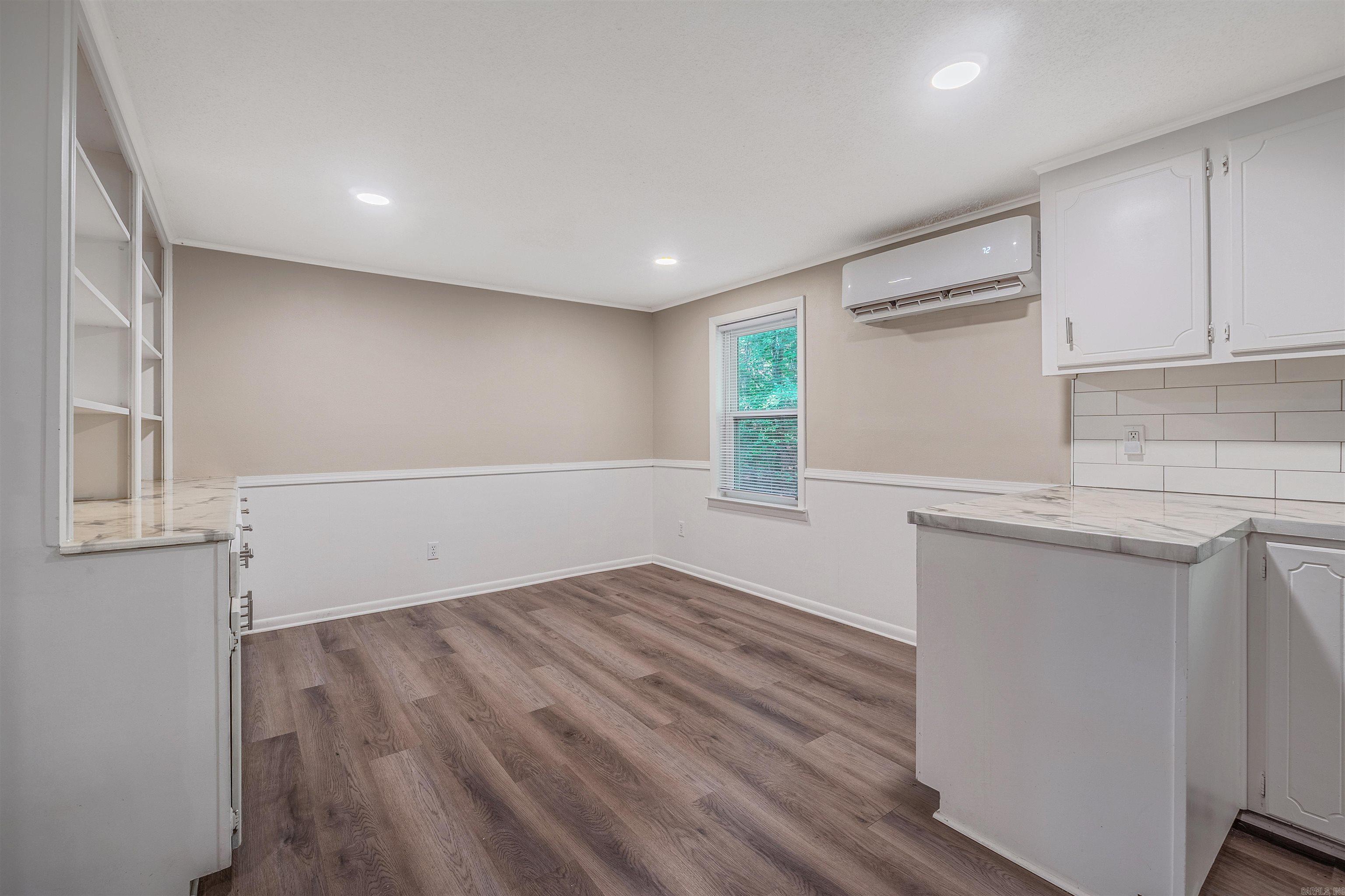 5503 Irish Lane Property Photo 10