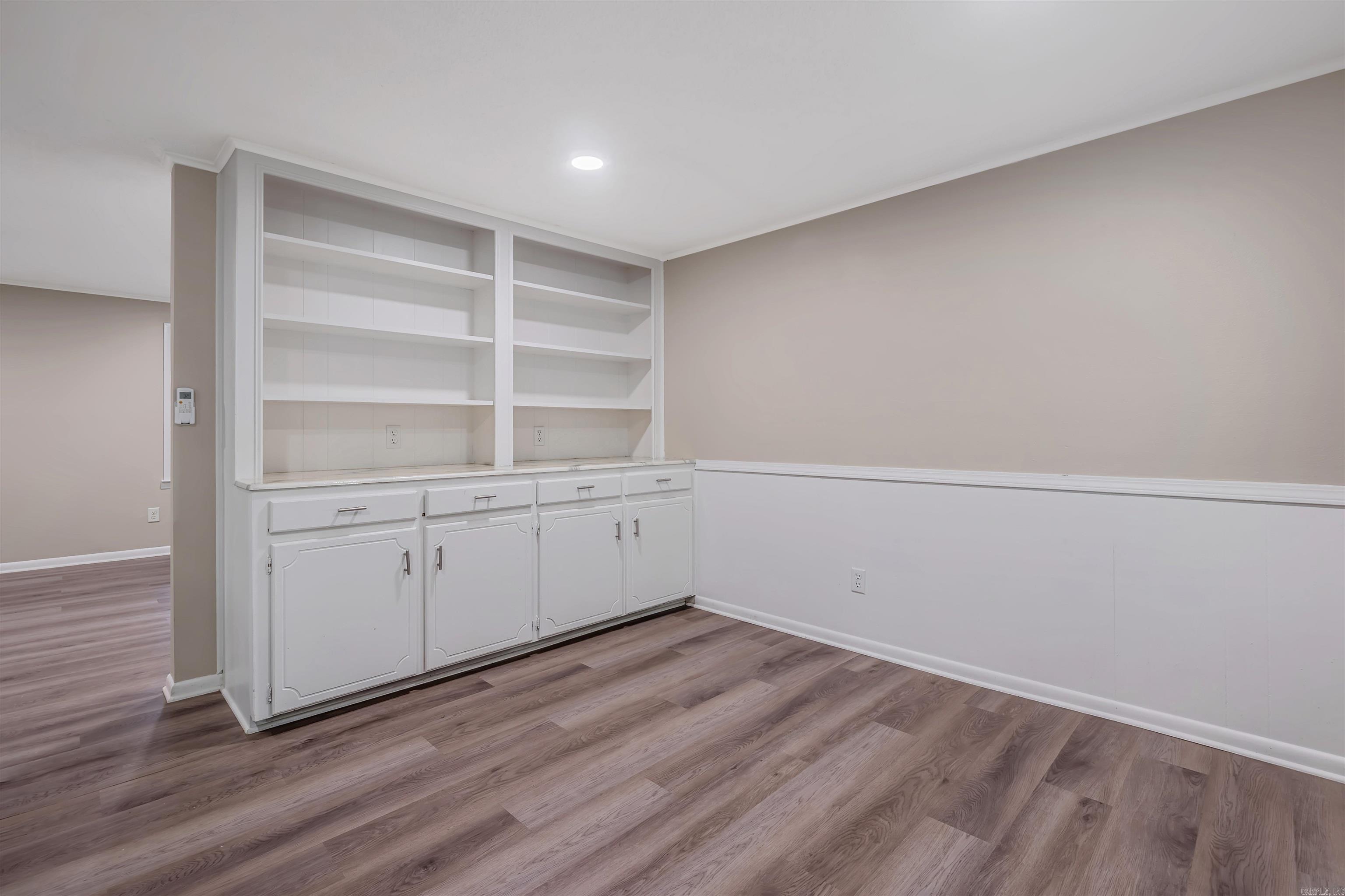 5503 Irish Lane Property Photo 11