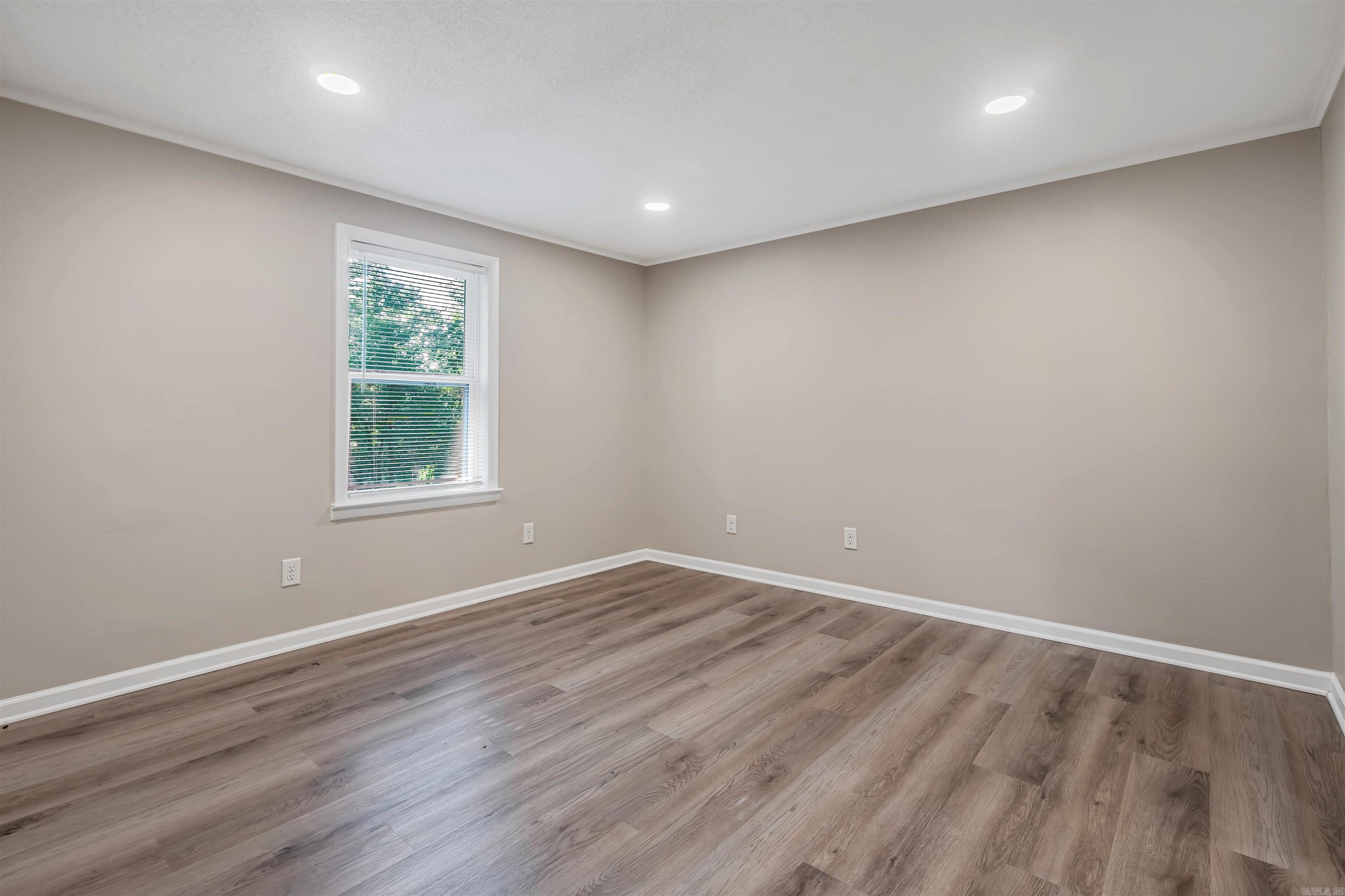 5503 Irish Lane Property Photo 17