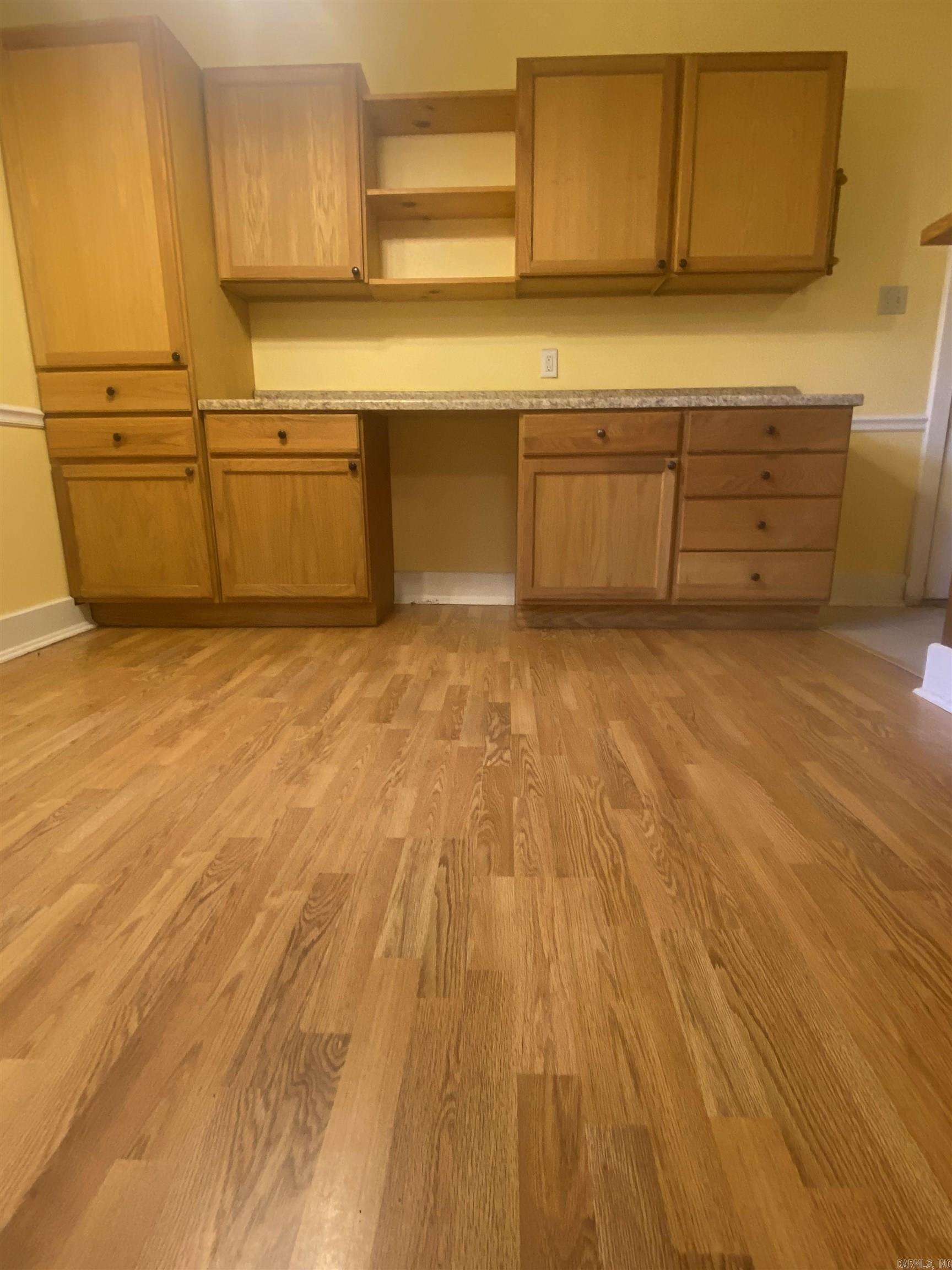 9301 Zuber Property Photo 8