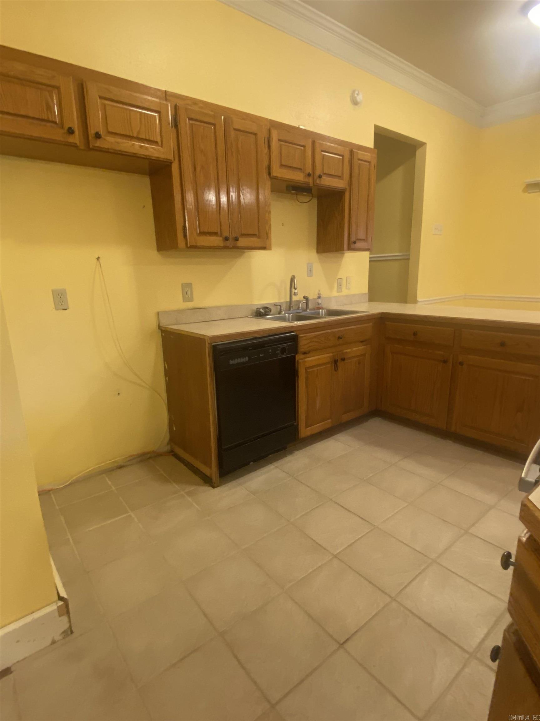 9301 Zuber Property Photo 9