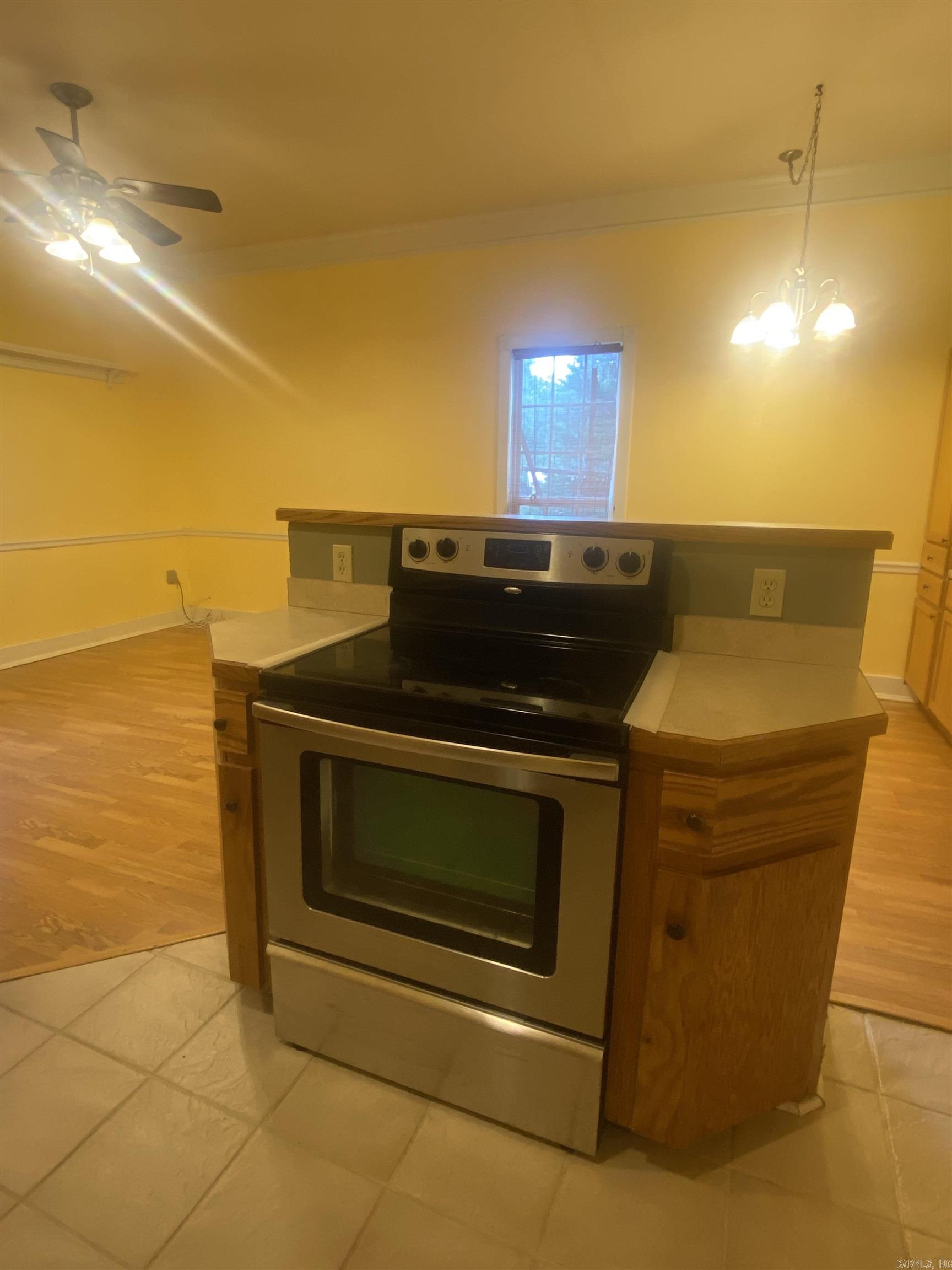 9301 Zuber Property Photo 12