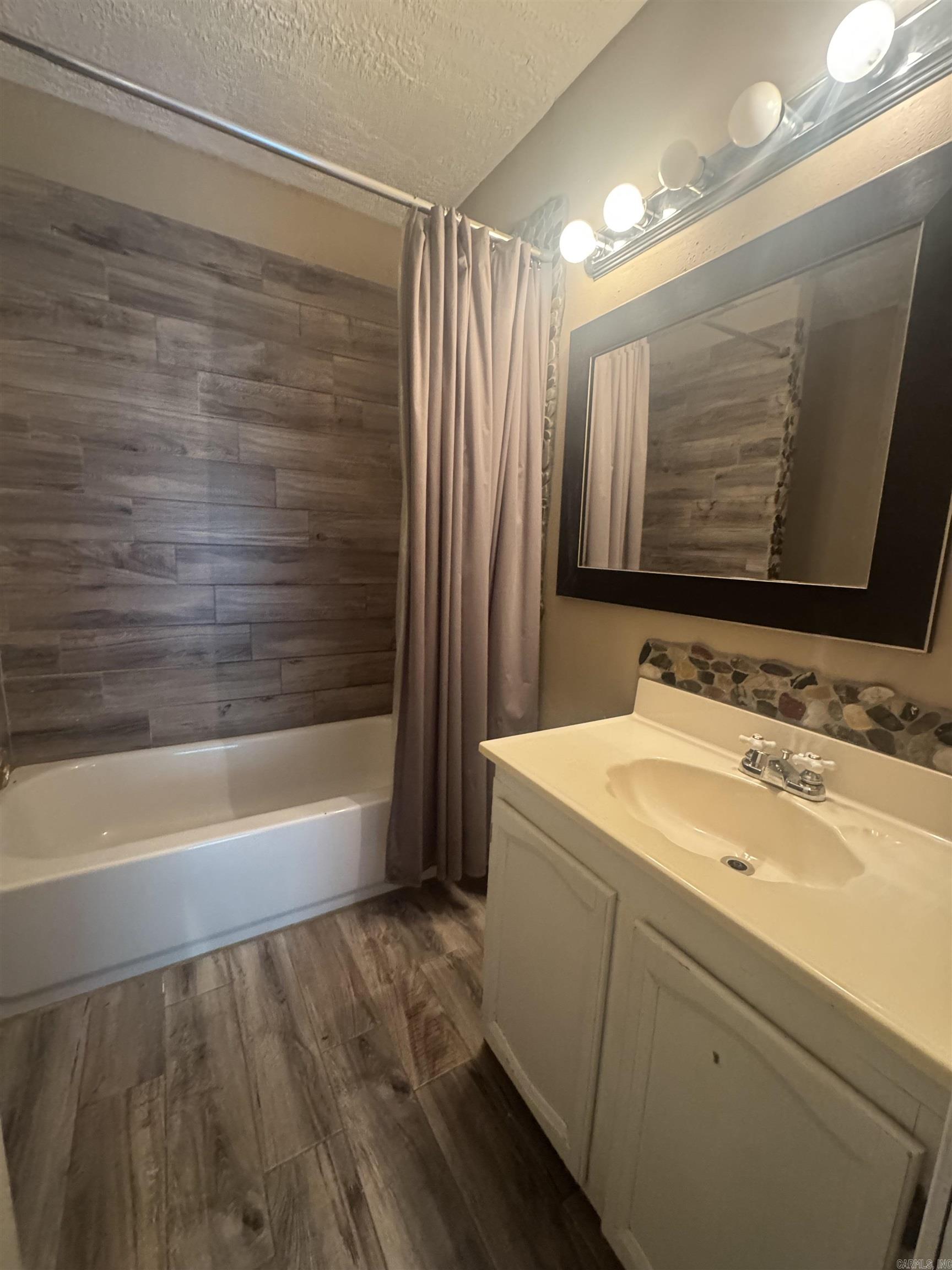 9301 Zuber Property Photo 26