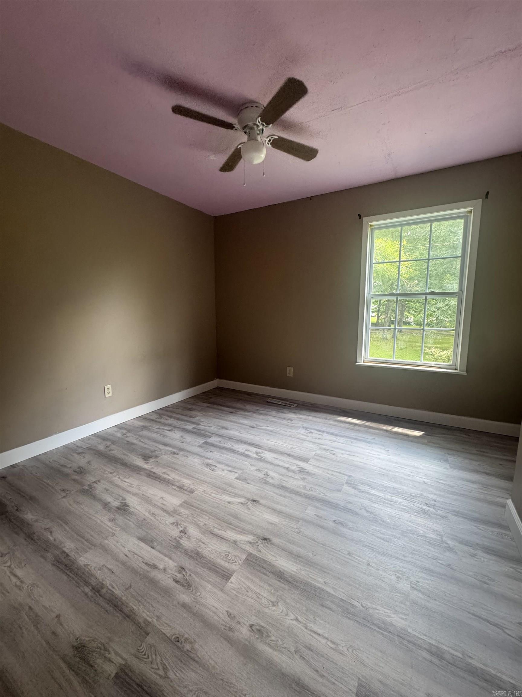 9301 Zuber Property Photo 28