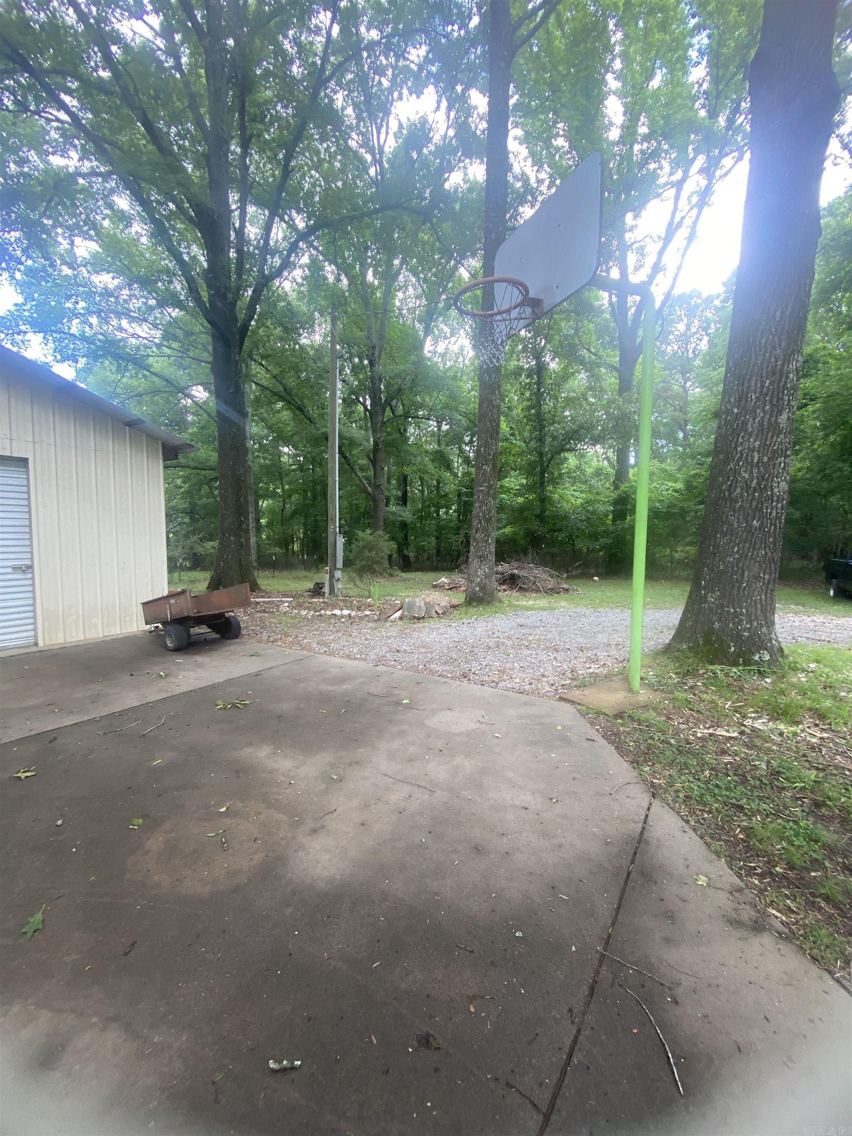 9301 Zuber Property Photo 35