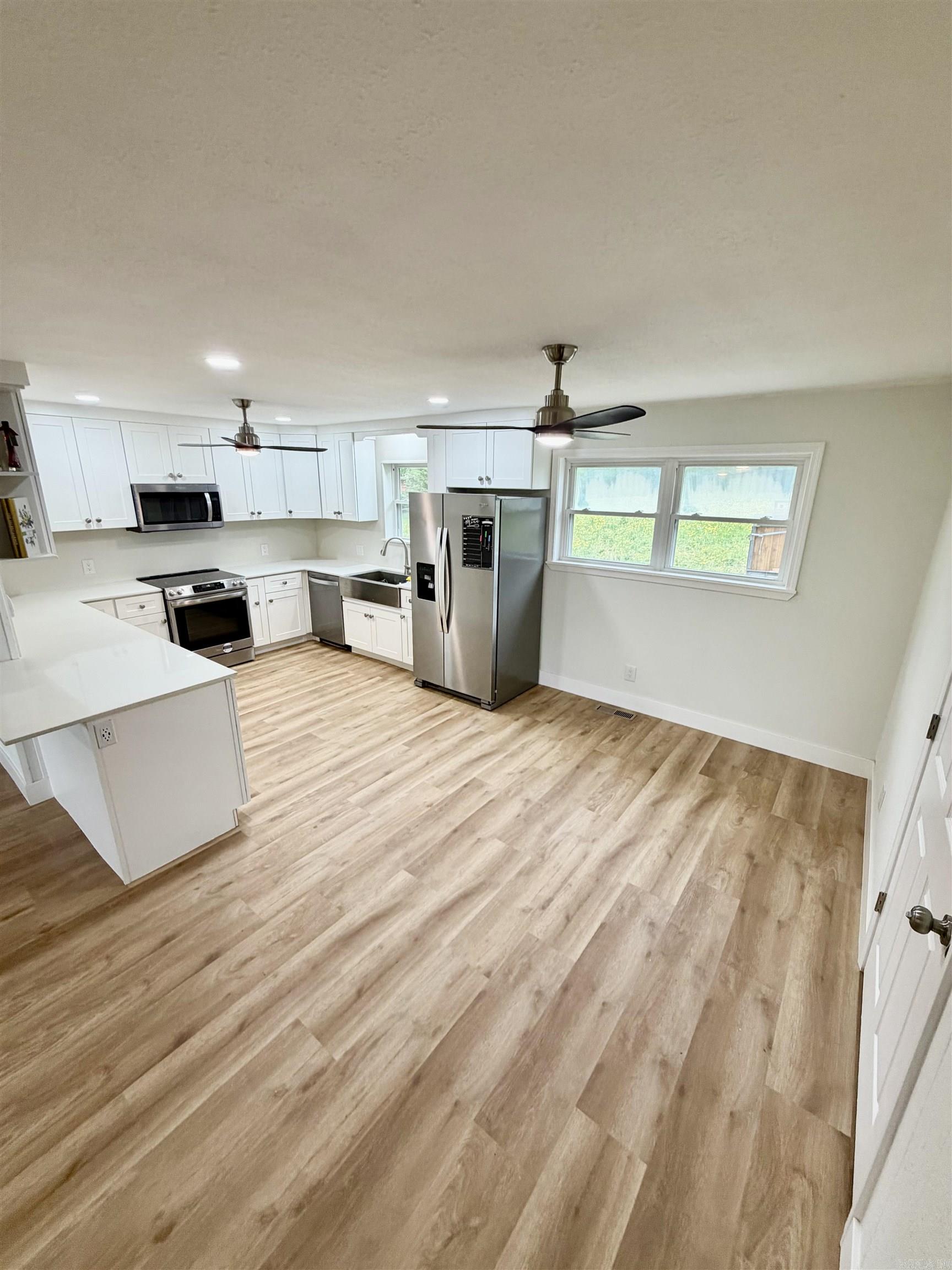 213 Adcock Property Photo 4