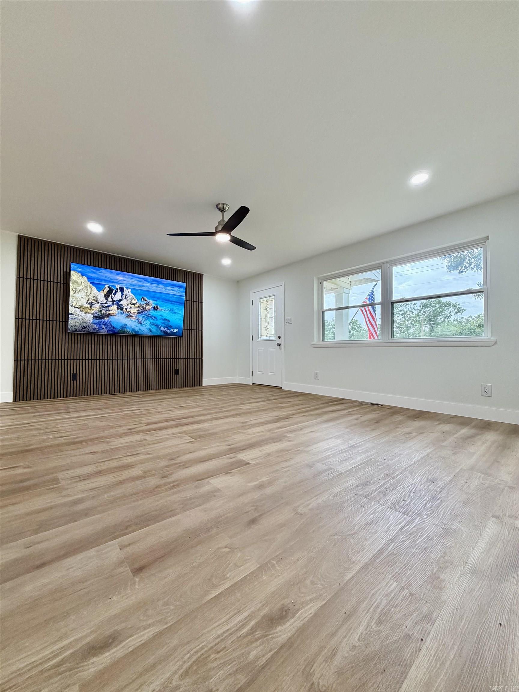 213 Adcock Property Photo 15
