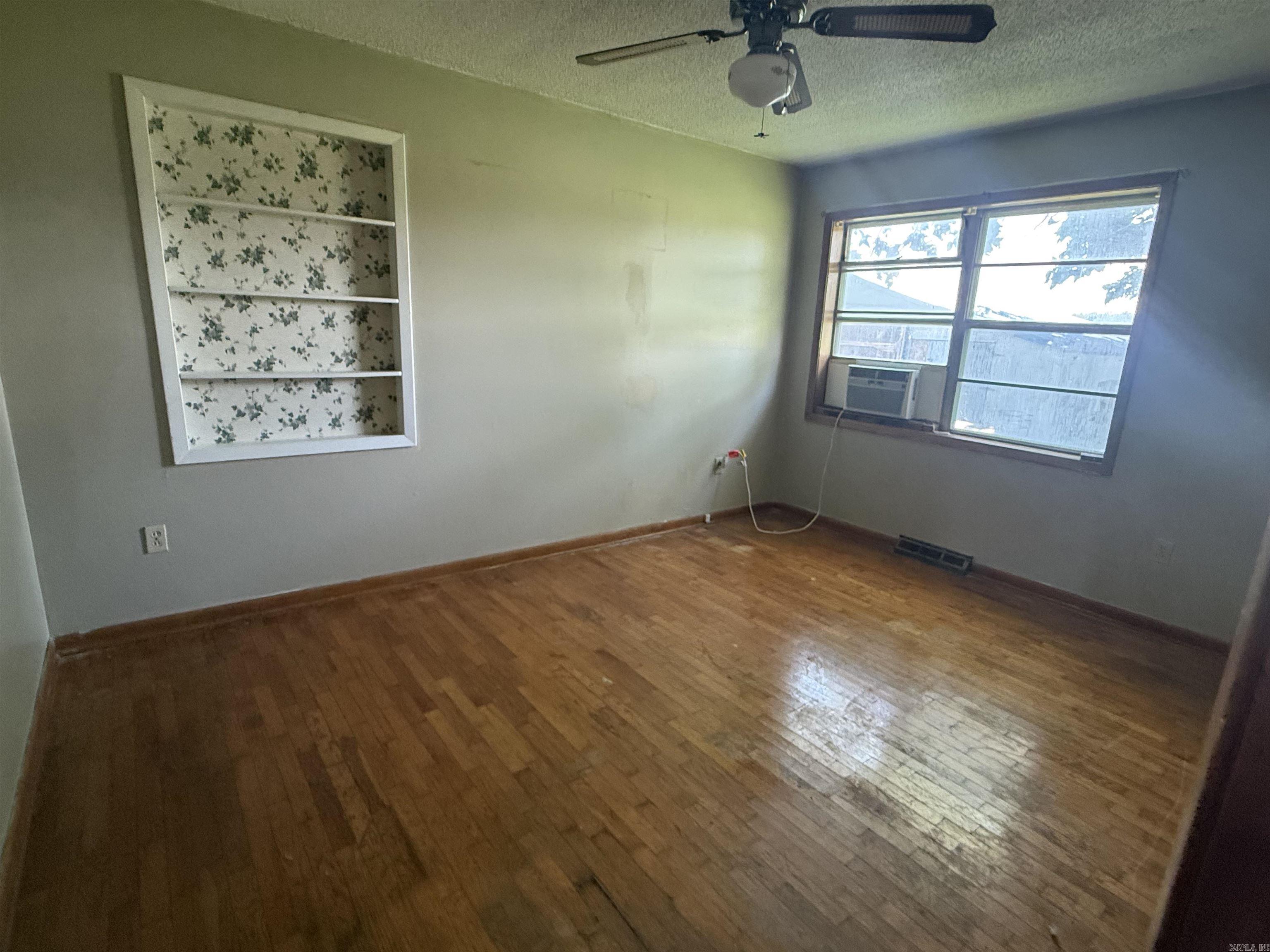 18003 Hwy 412 W Property Photo 8