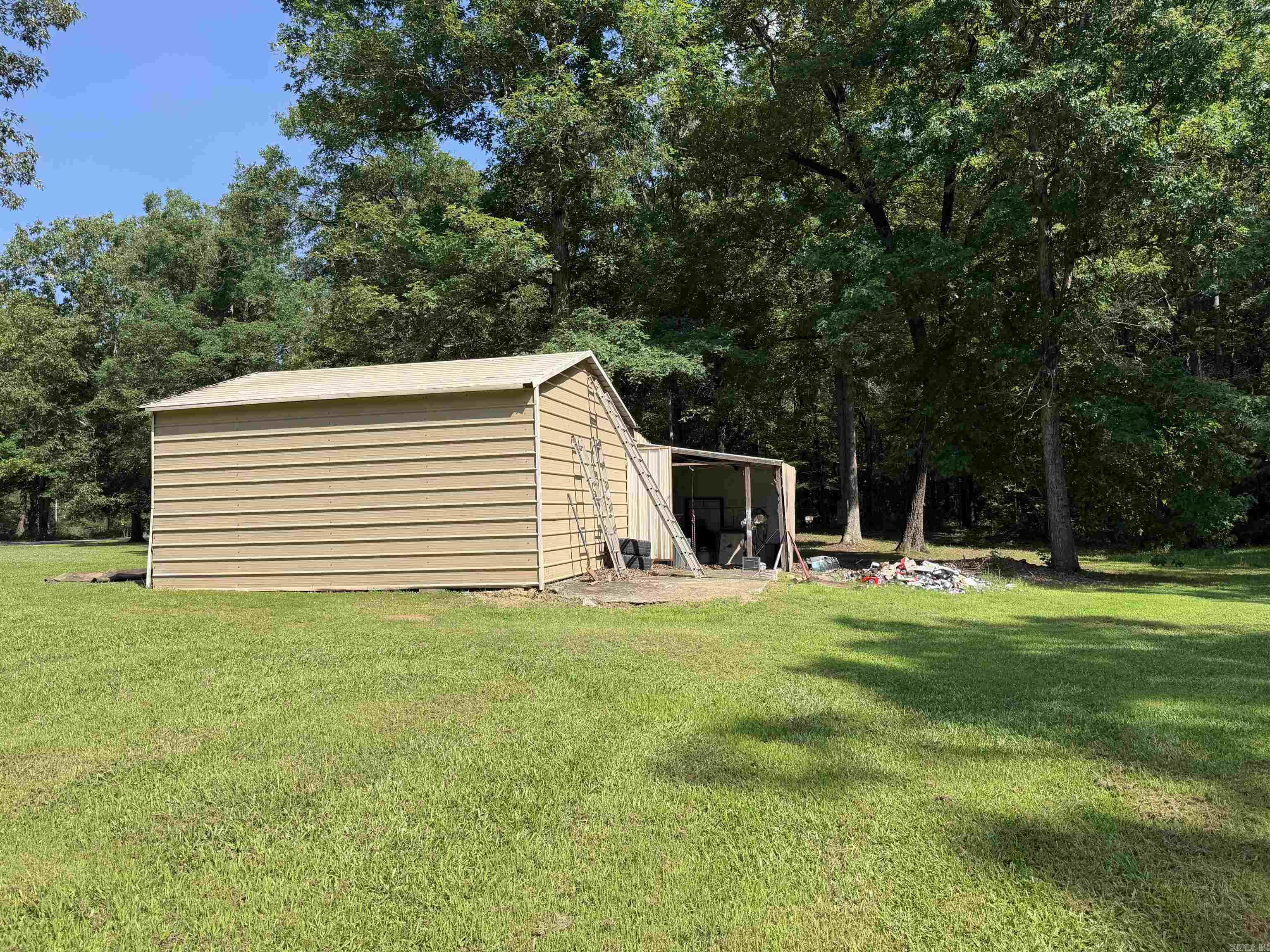 7711 Highway 54 Property Photo 8