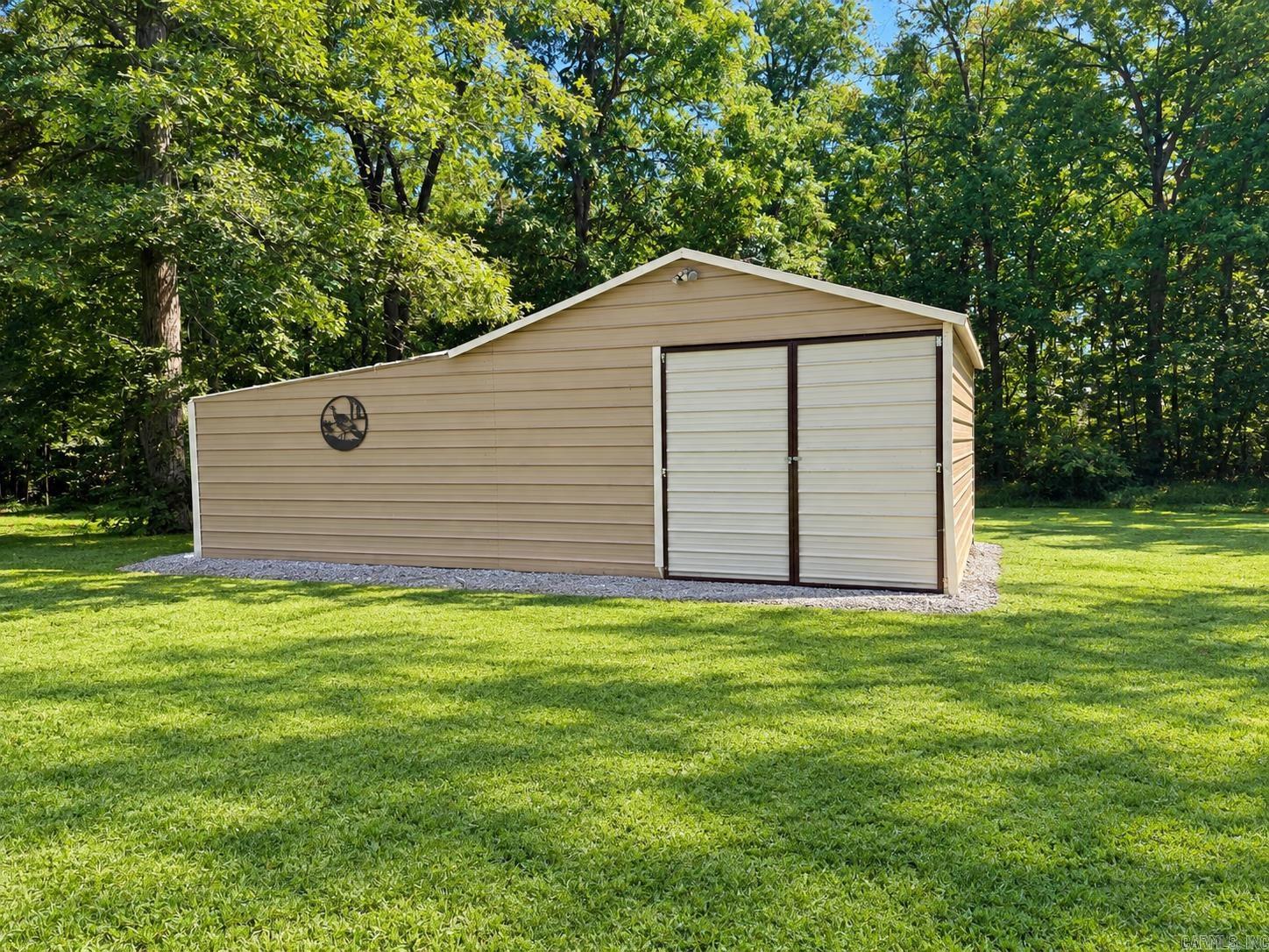 7711 Highway 54 Property Photo 9