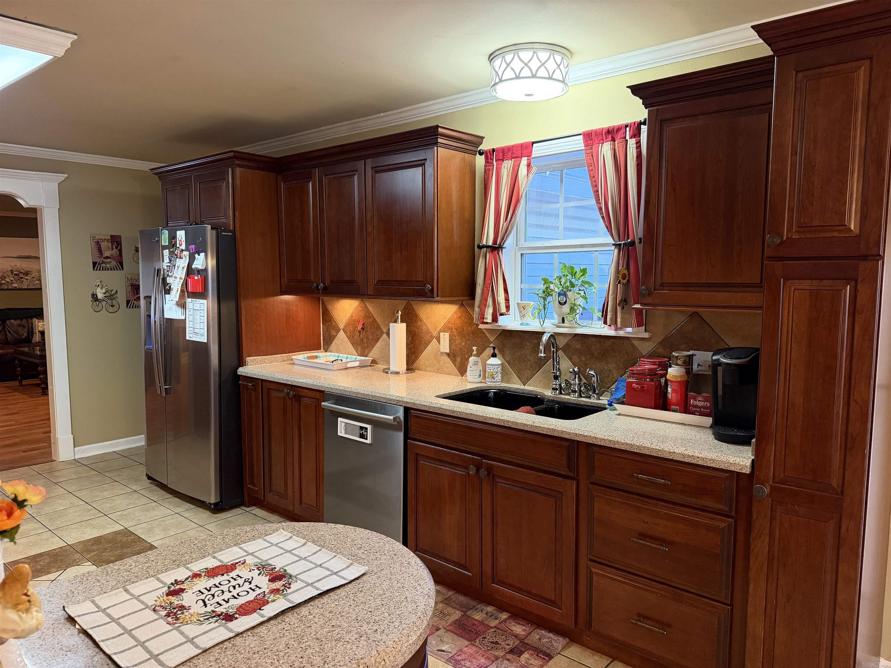 7711 Highway 54 Property Photo 15