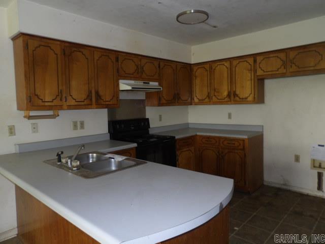 335 Cottonwood Lane Property Photo 8