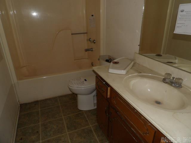 335 Cottonwood Lane Property Photo 13