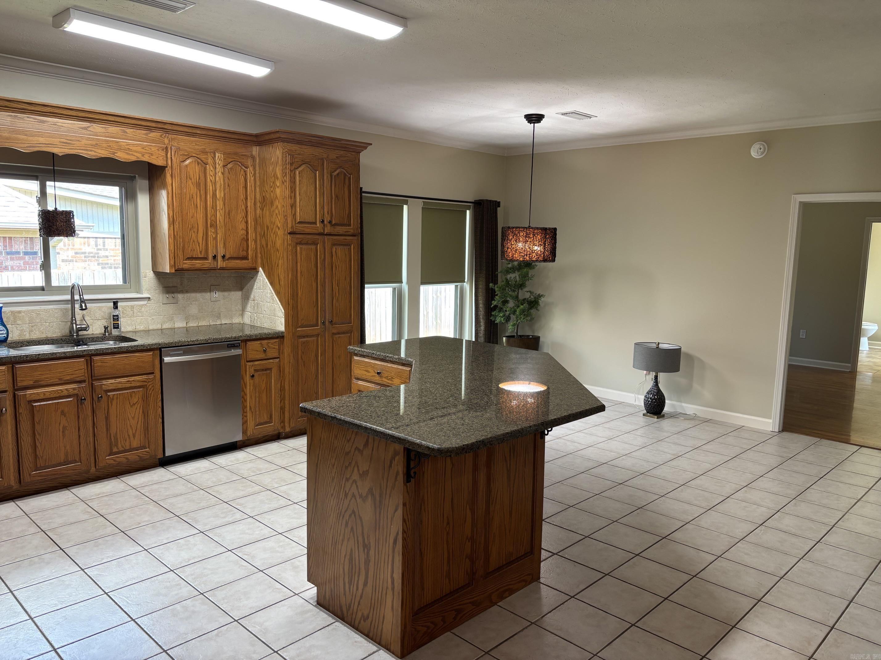 3715 Mcconnell Drive Property Photo 11