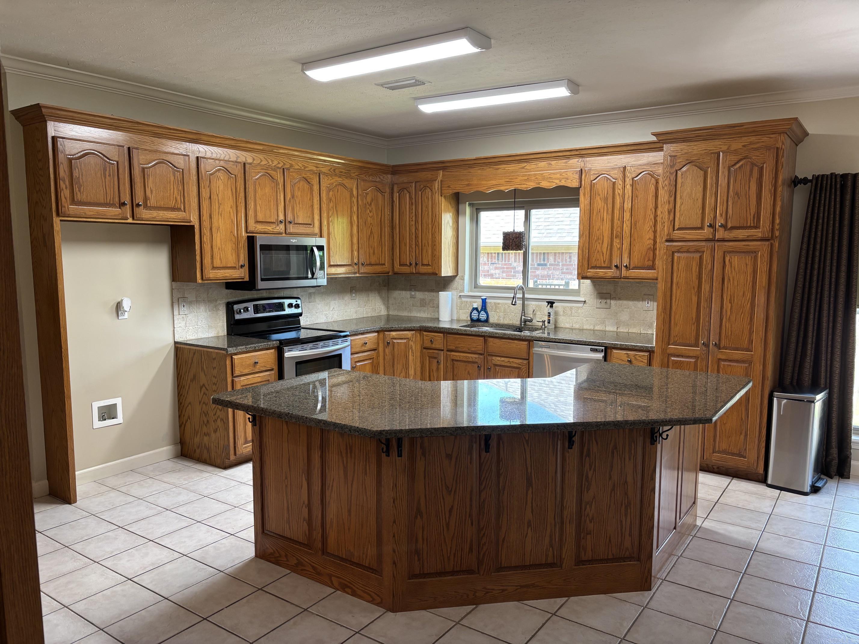 3715 Mcconnell Drive Property Photo 12