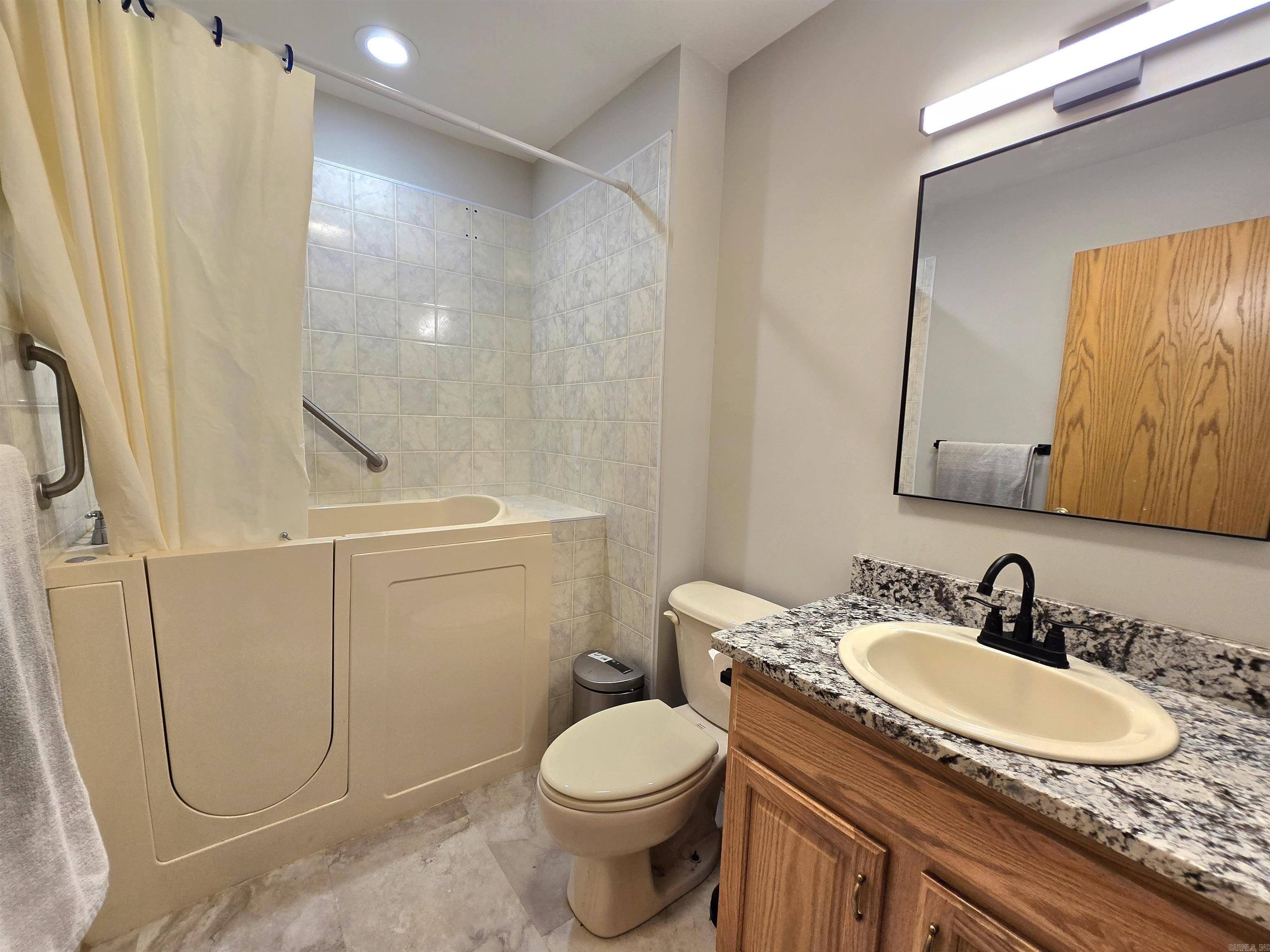 128 Cherokee Ridge Trail Property Photo 21