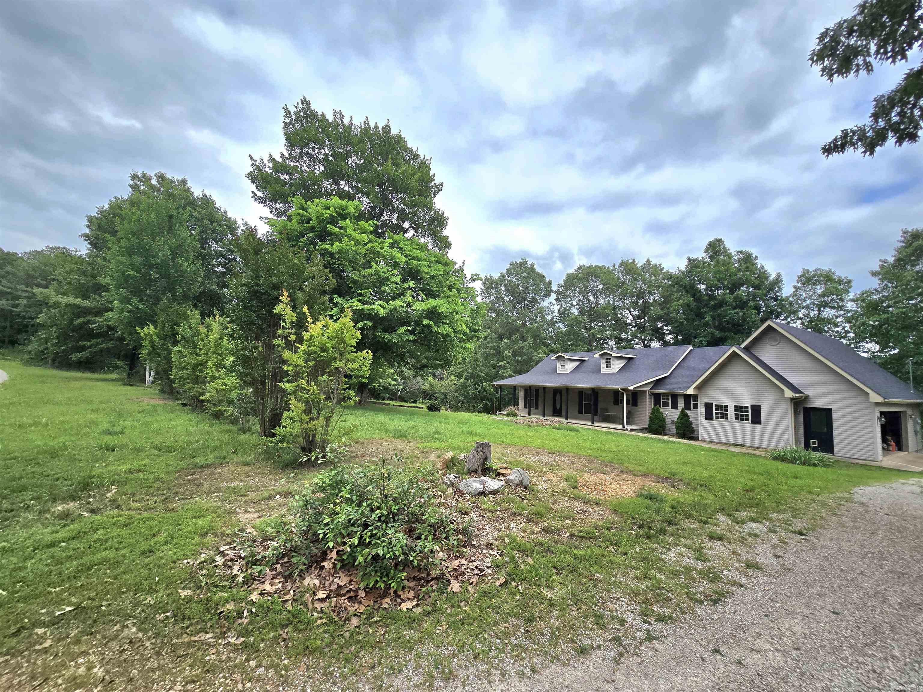 128 Cherokee Ridge Trail Property Photo 37