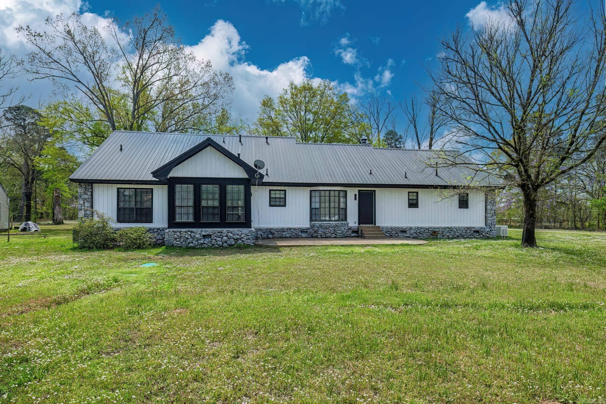 248 Curtis Road Property Photo 5
