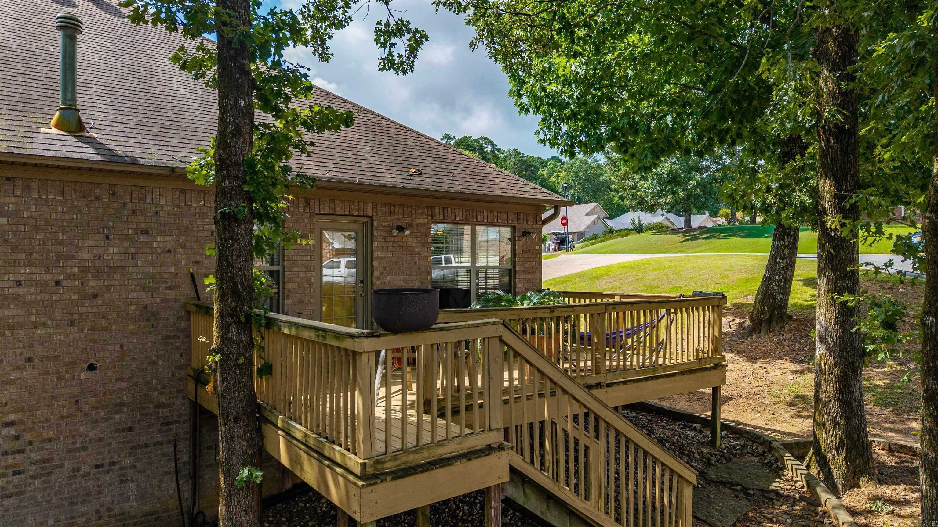 116 Pleasantwood Drive Property Photo 44