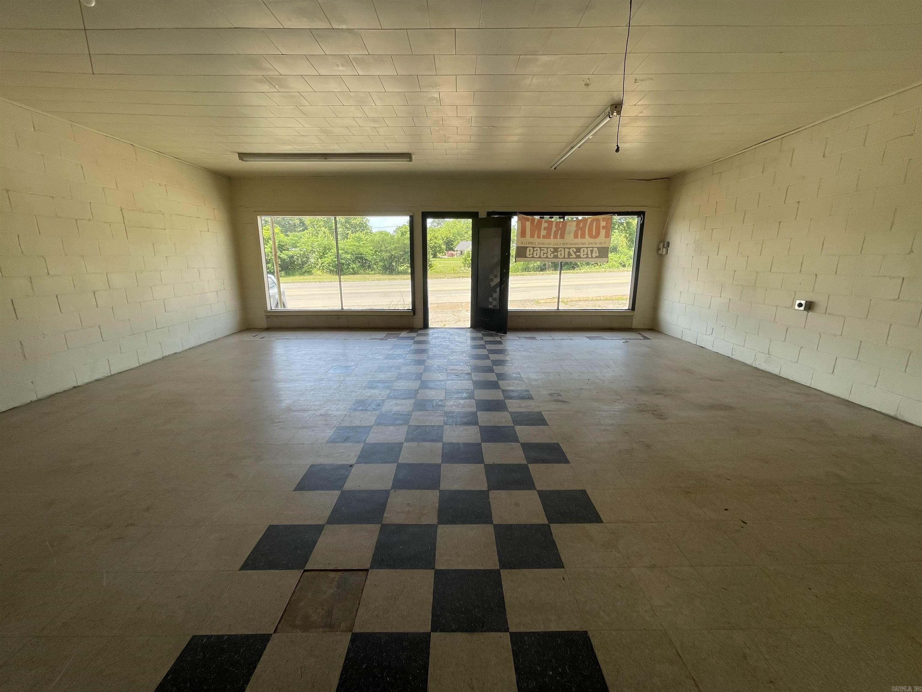 812 Highway 71 South Property Photo 6